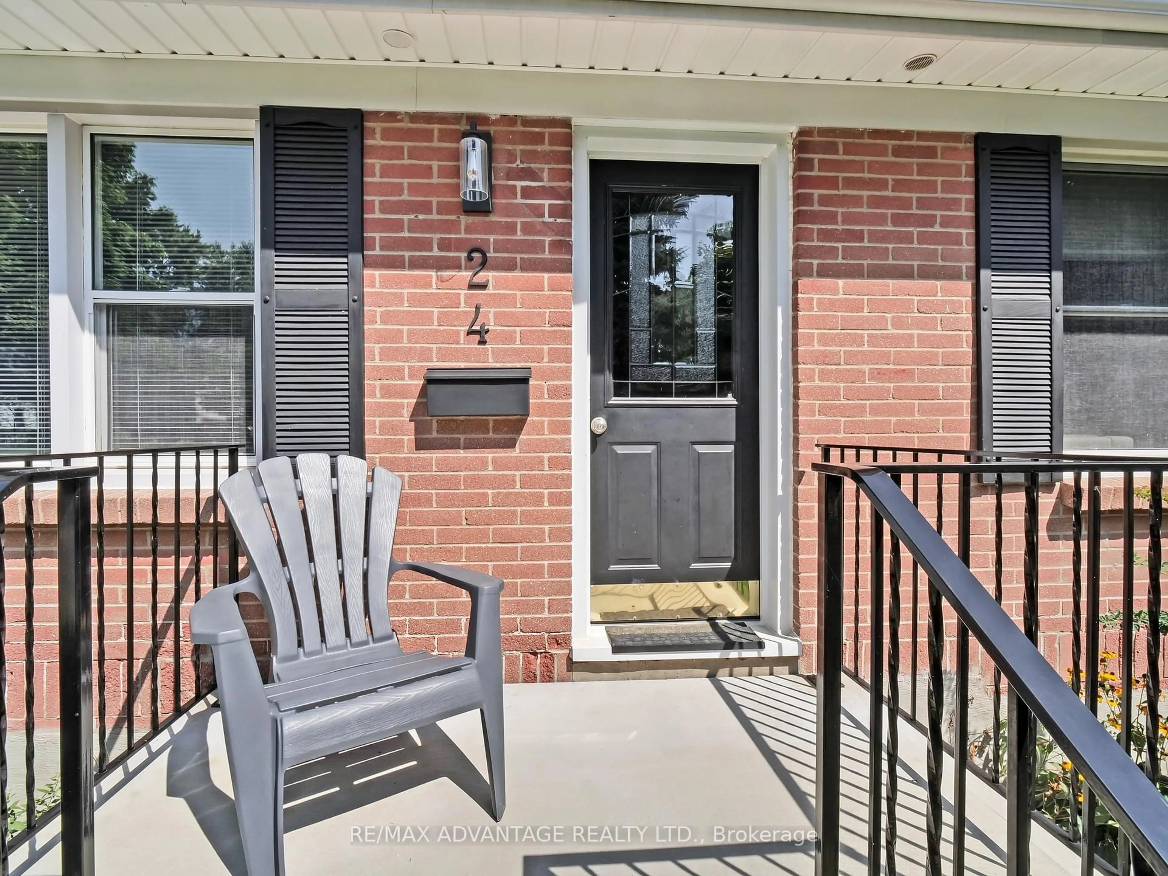 Unknown for 24 Graham Cres, London East Ontario N5W 4L8