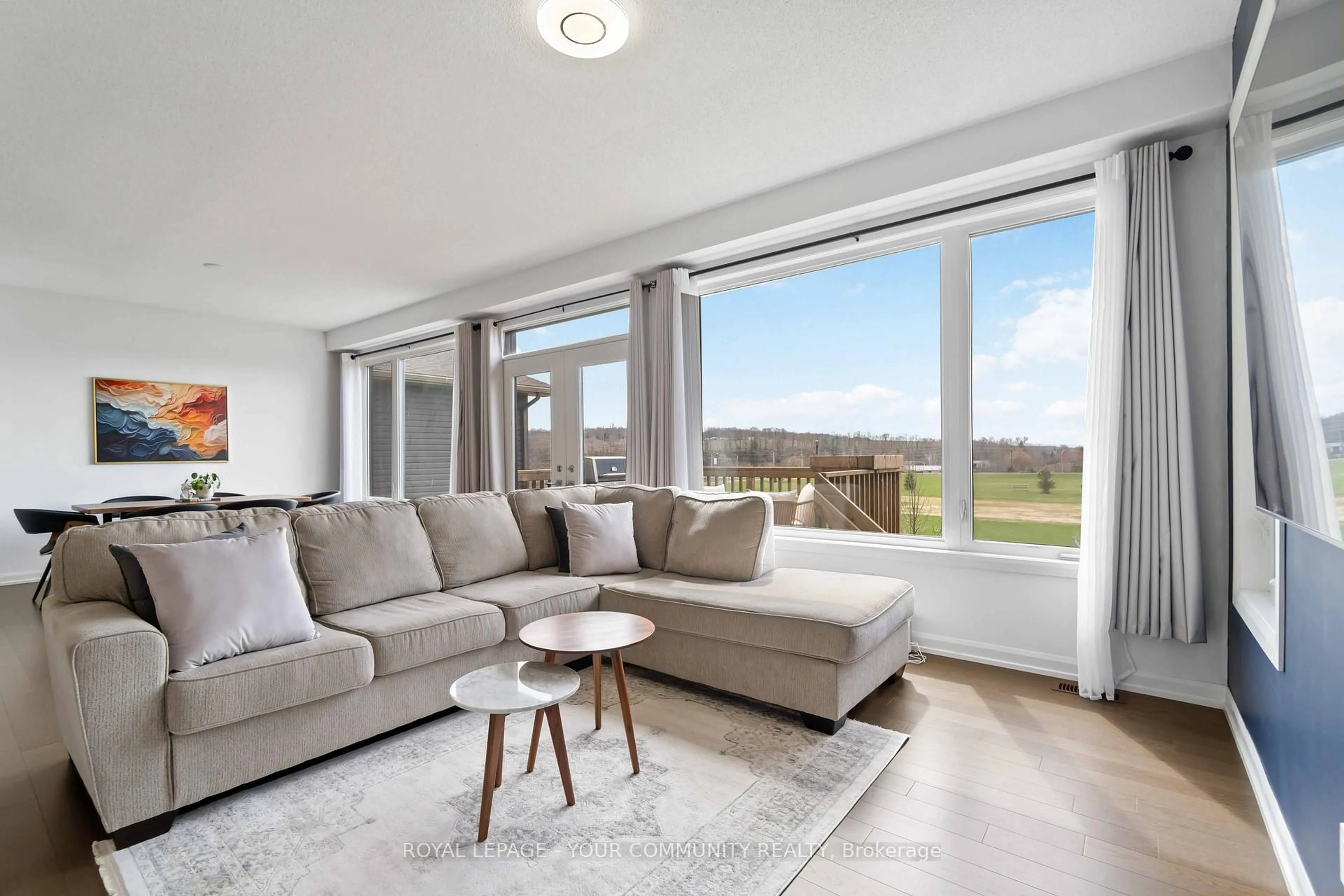 Living room with furniture, unknown for 607 Ruby St, Clarence-Rockland Ontario K4K 0H3