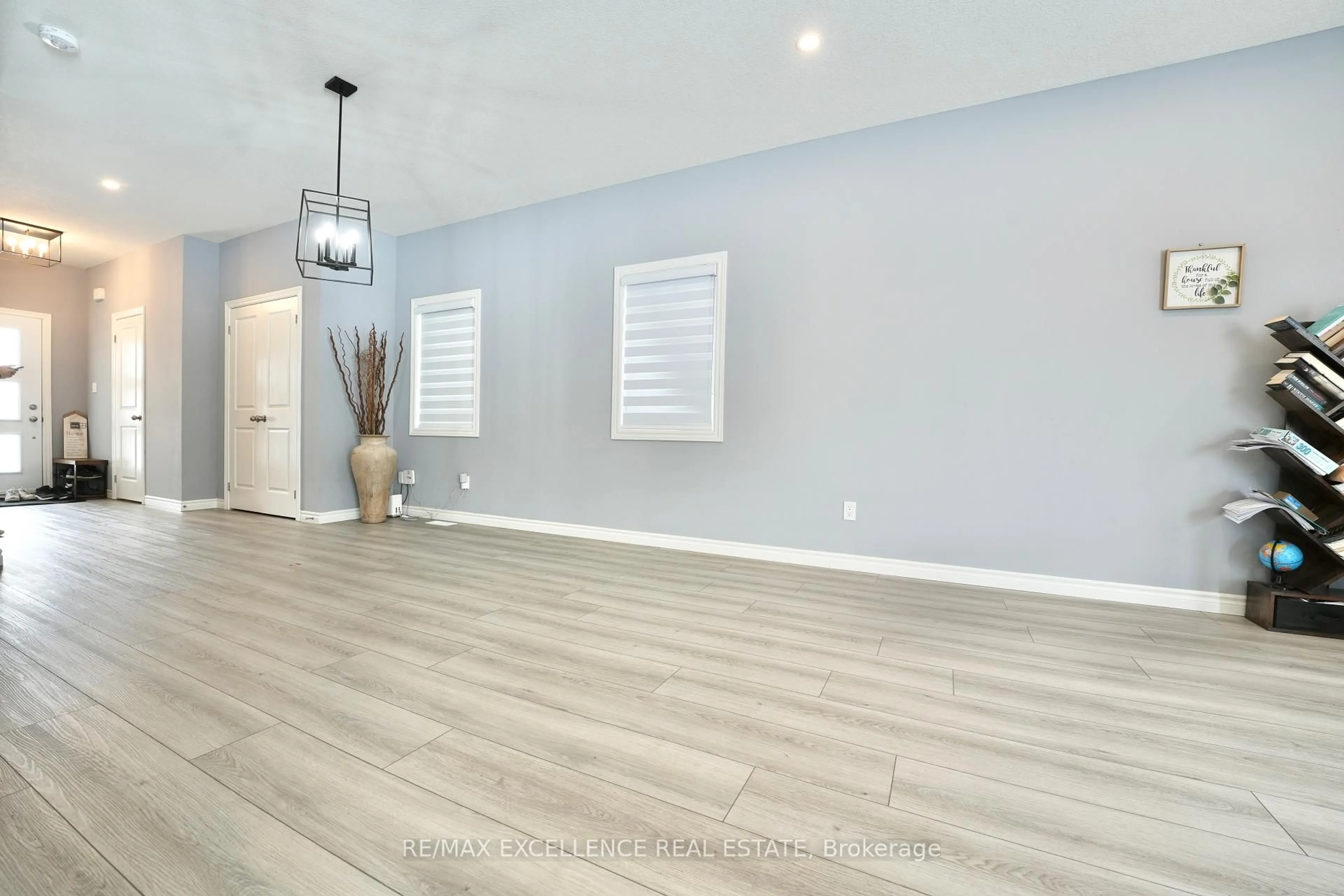 A pic of a room for 130 BYERS St, London South Ontario N6L 0J3