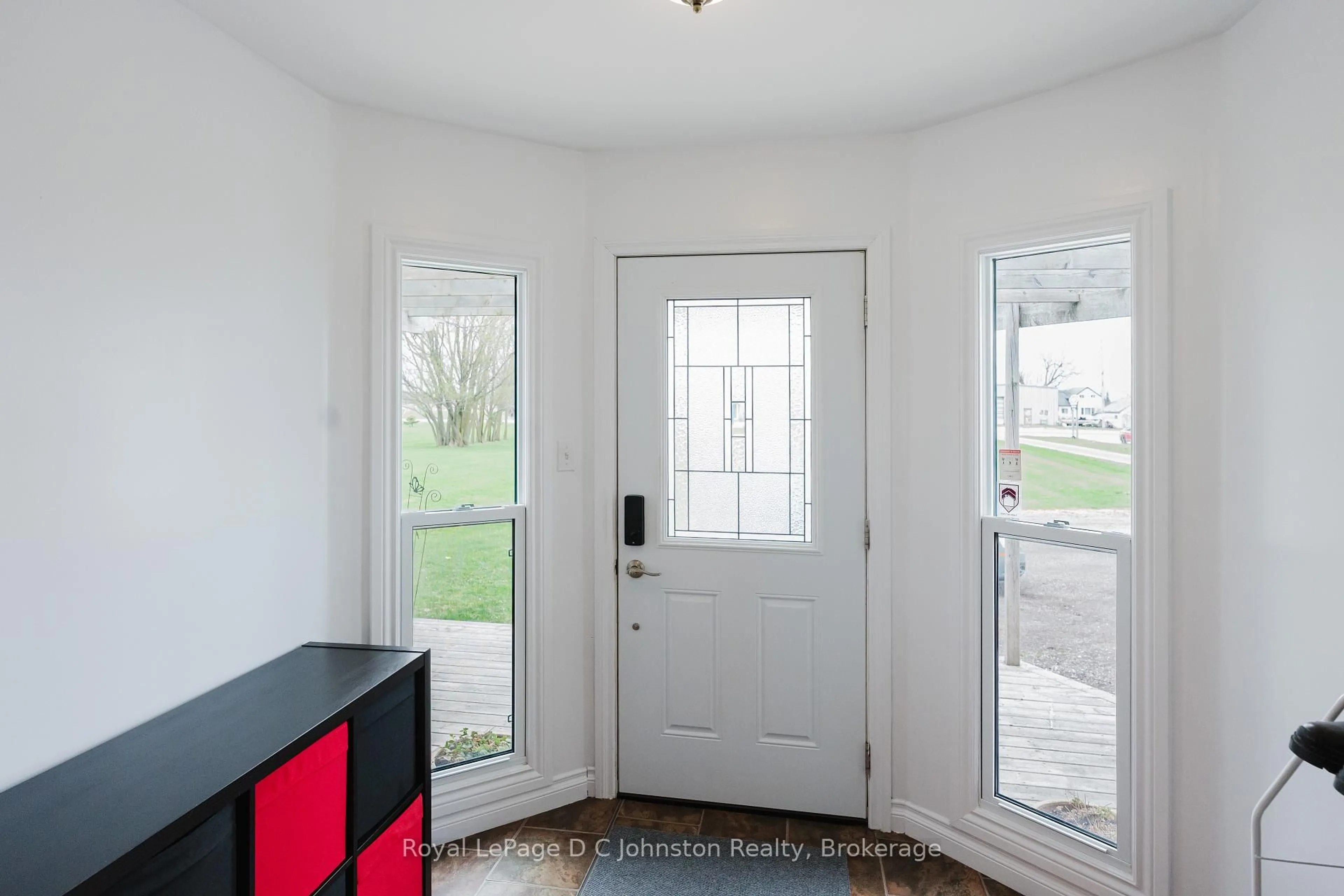 Indoor entryway for 3622 Highway 21 N/A, Kincardine Ontario N0G 2T0