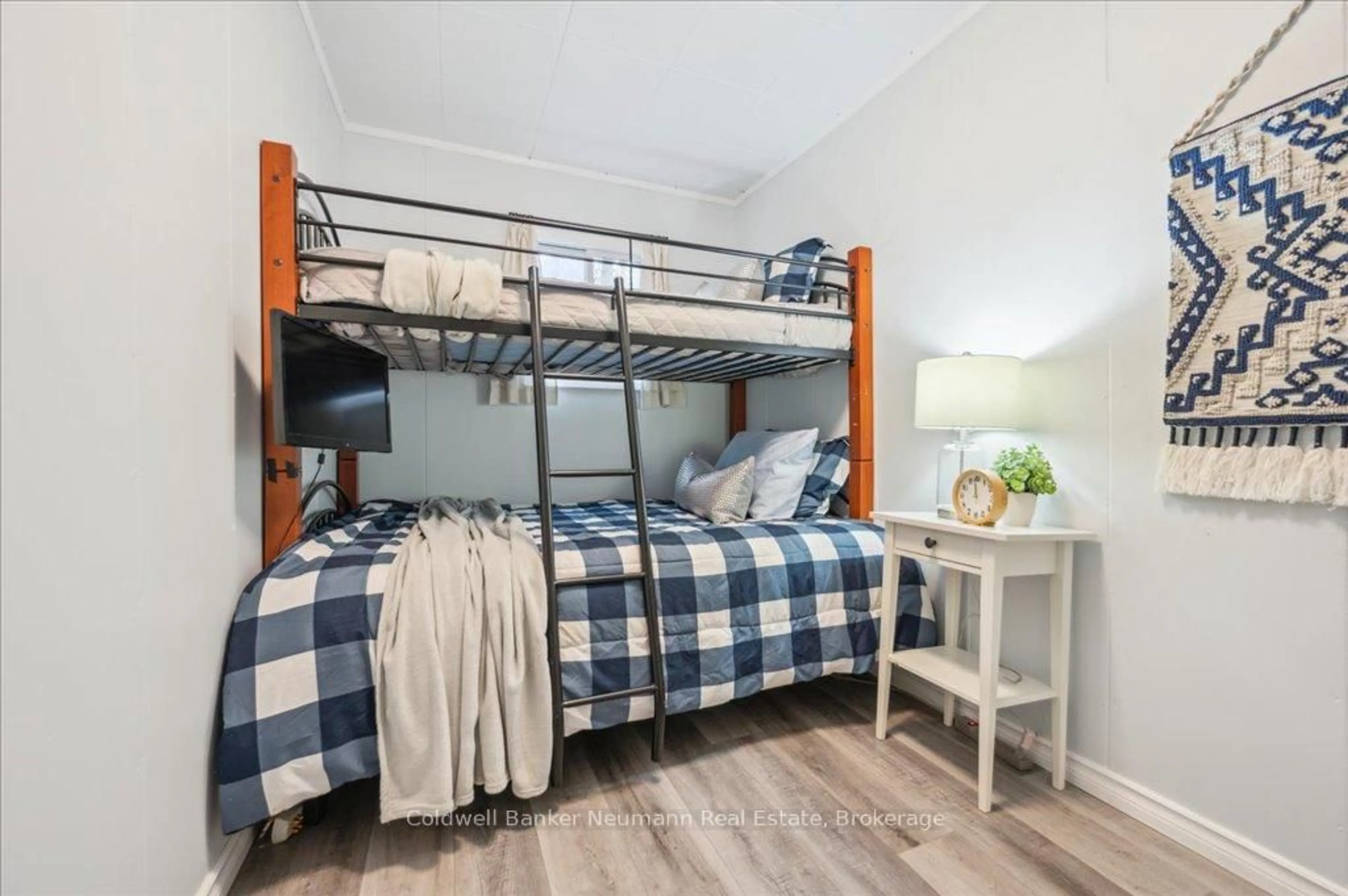 Bedroom with bed, unknown for 1012 Tenth St, Centre Wellington Ontario N0B 1J0