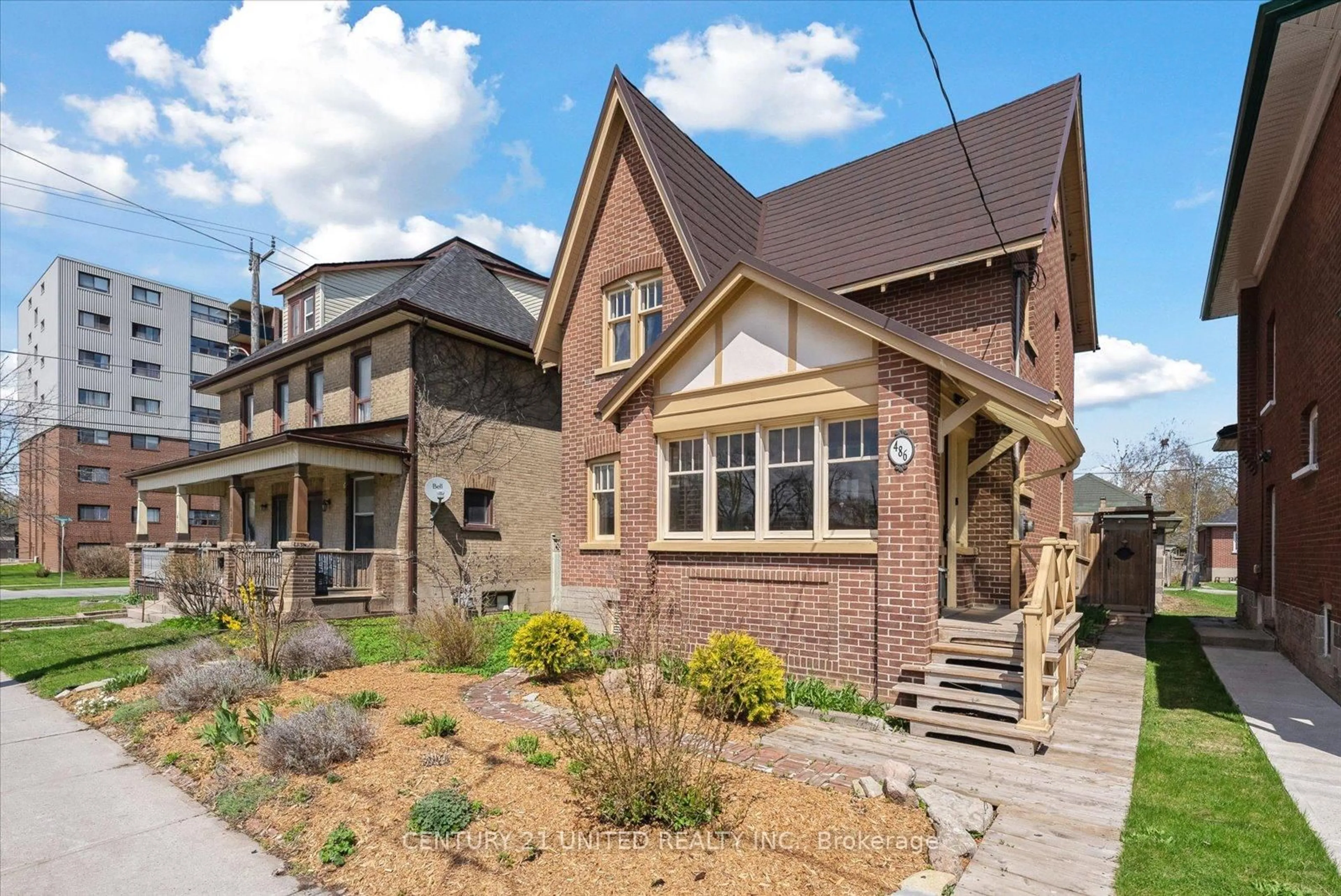 Home with brick exterior material, street for 486 George St, Peterborough Central Ontario K9J 3E5
