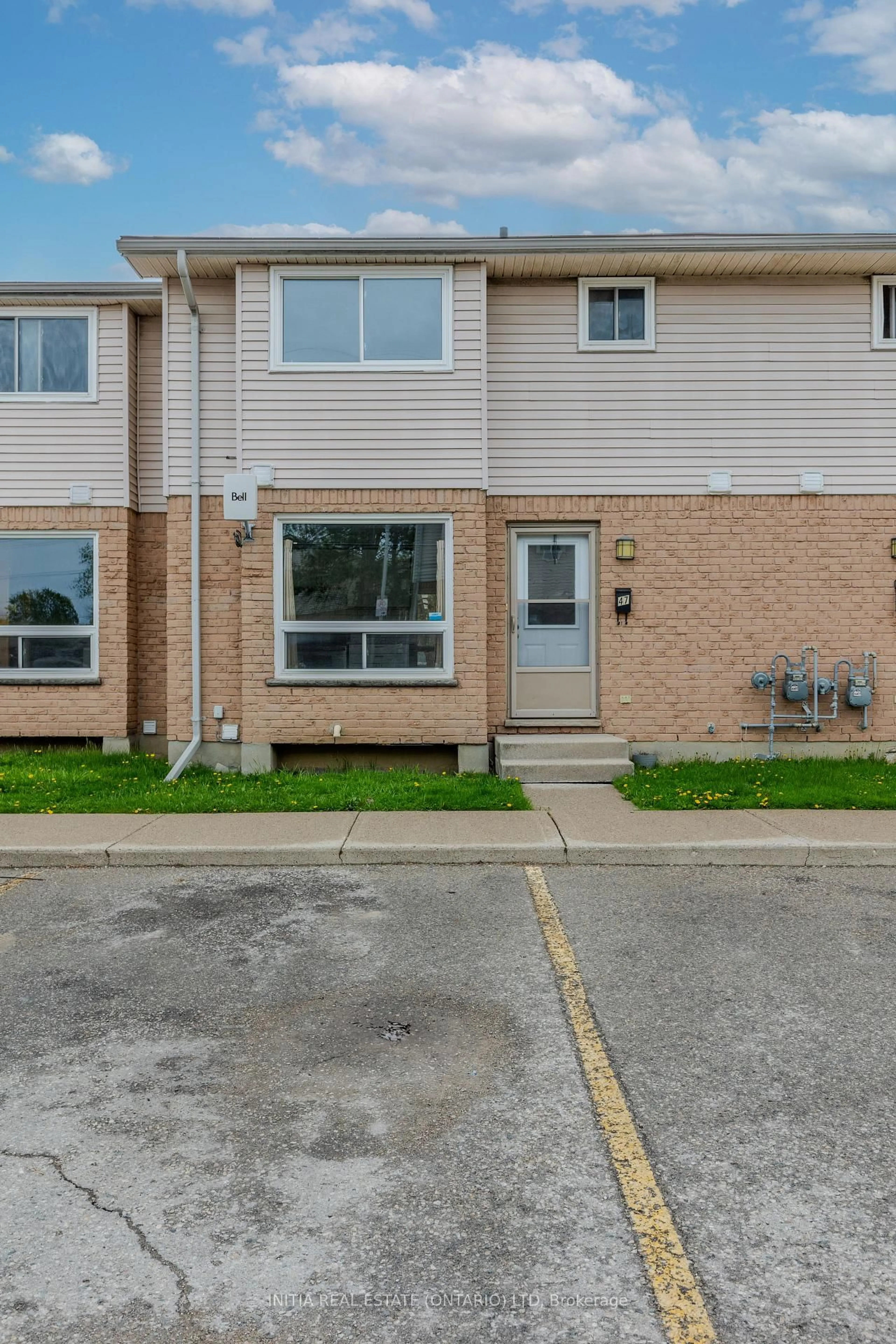 Unknown for 550 Second St #47, London East Ontario N5V 3S3