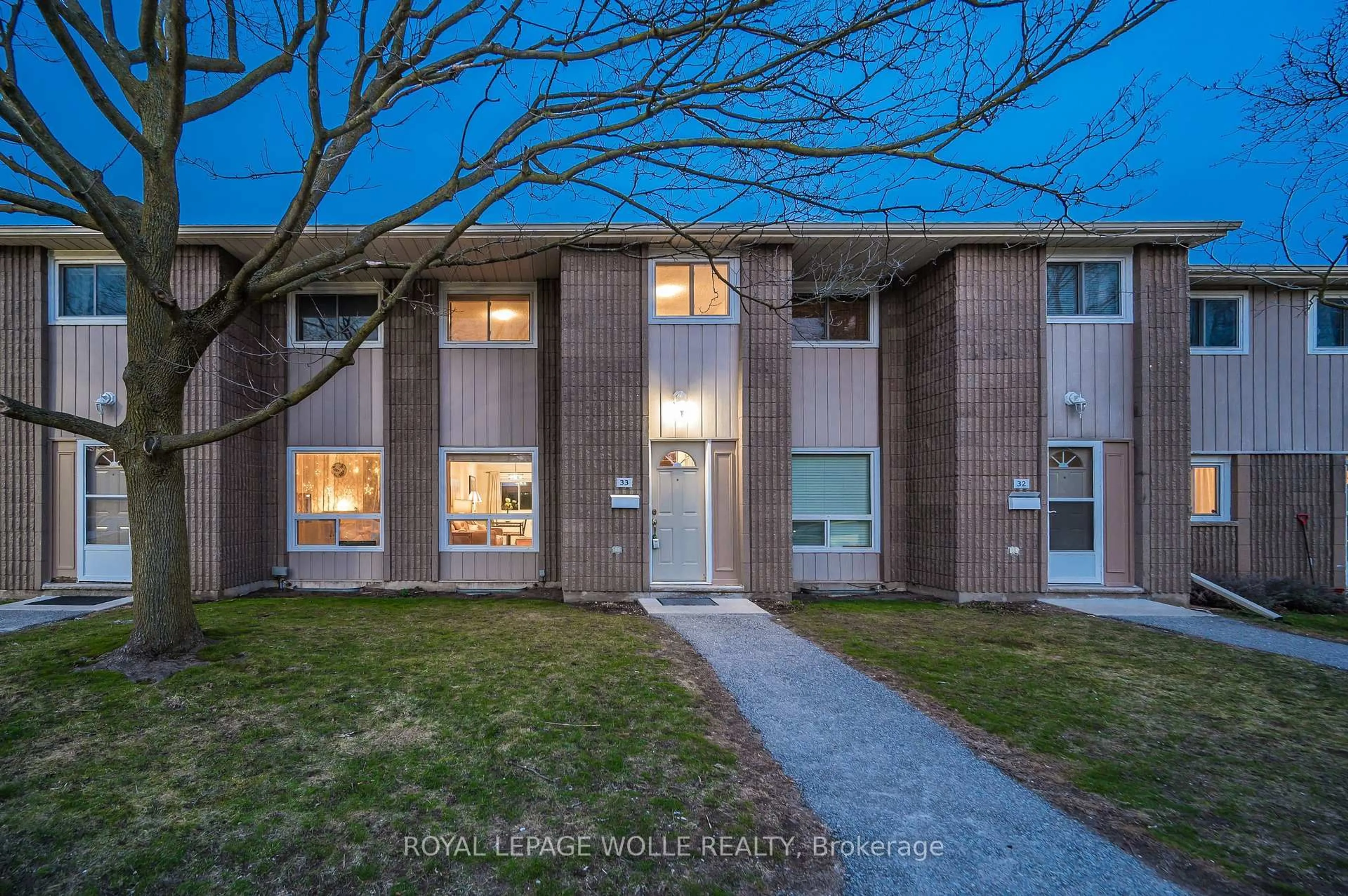 Unknown for 25 Upper Canada Dr #33, Kitchener Ontario N2P 1G2