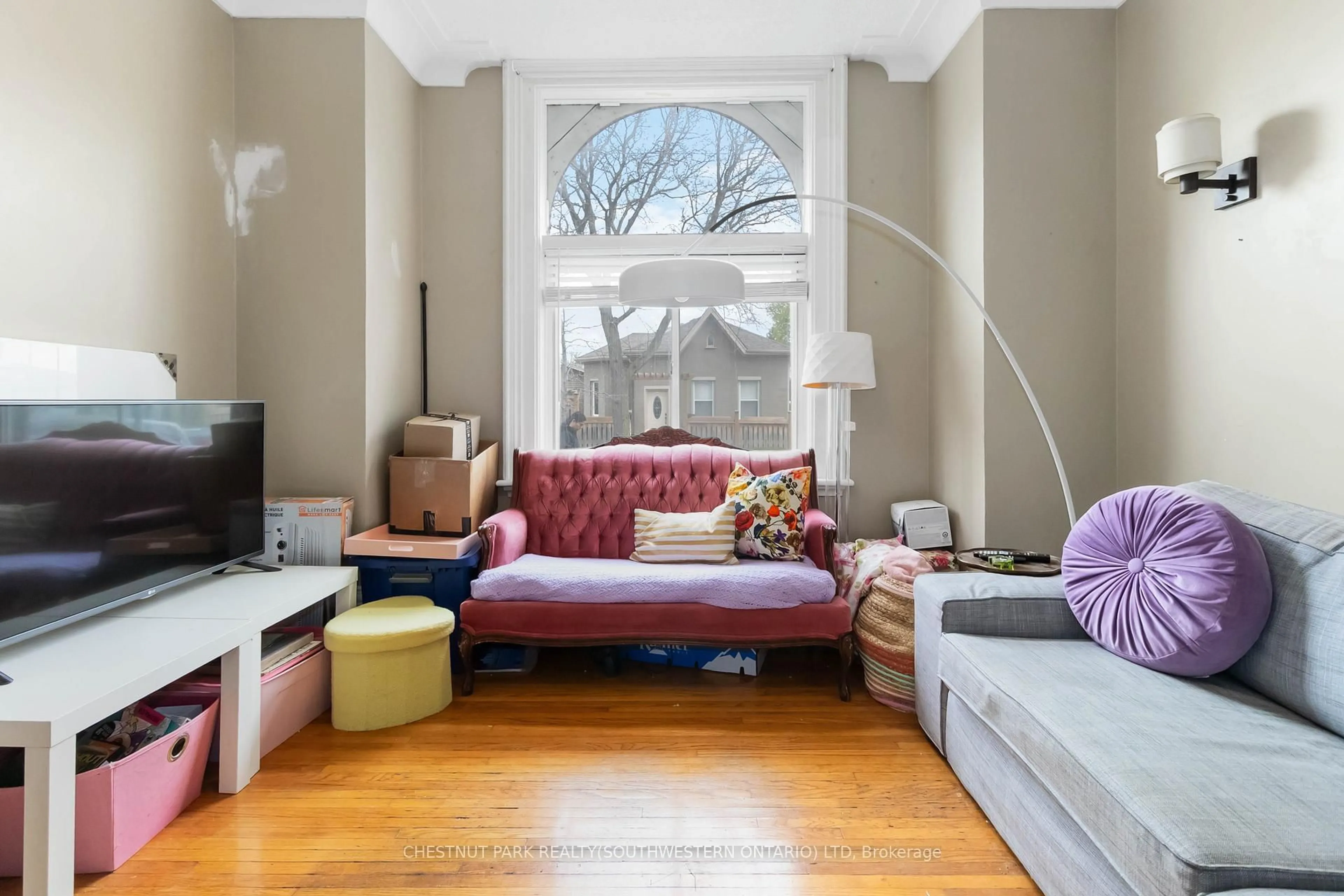 Living room with furniture, unknown for 13 Sarah St, Brantford Ontario N3S 2Z5