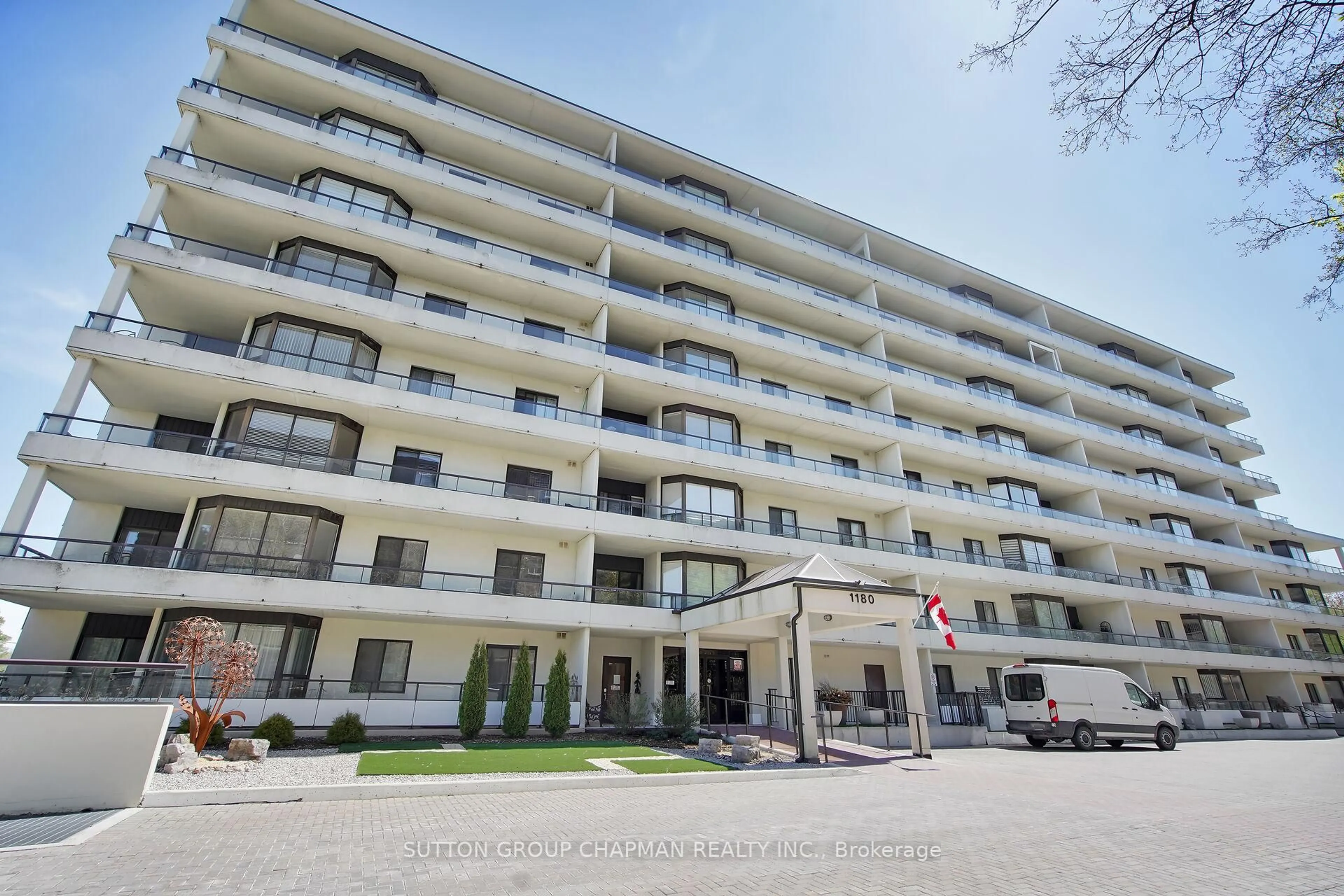 Patio, building for 1180 Commissioners Rd #308, London South Ontario N6K 4J2