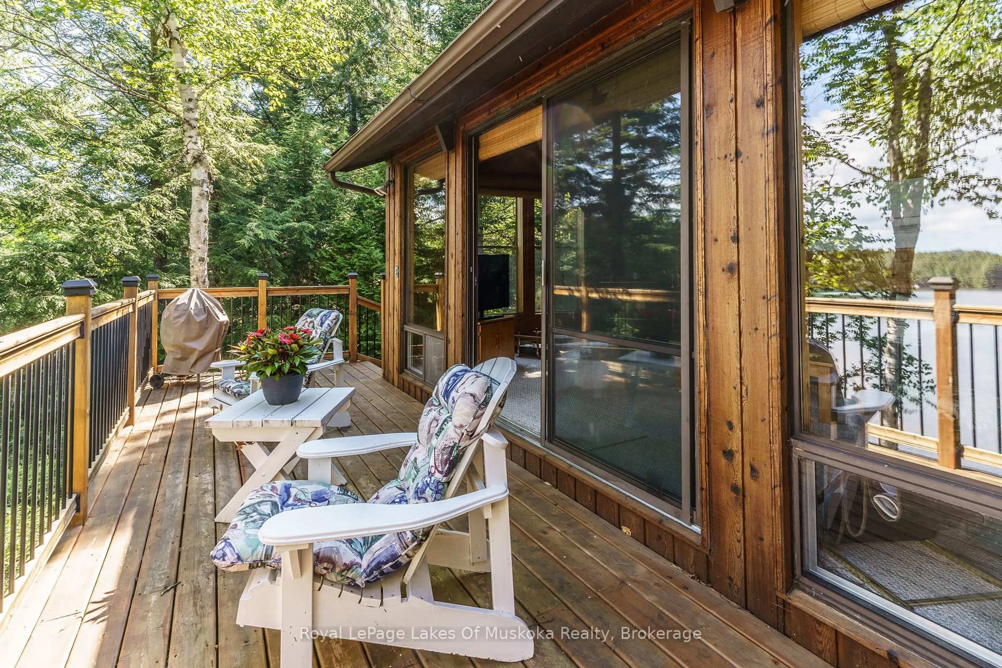 Patio, water/lake/river/ocean view for 2401 BEAR LAKE Rd, Algonquin Highlands Ontario P0A 1E0