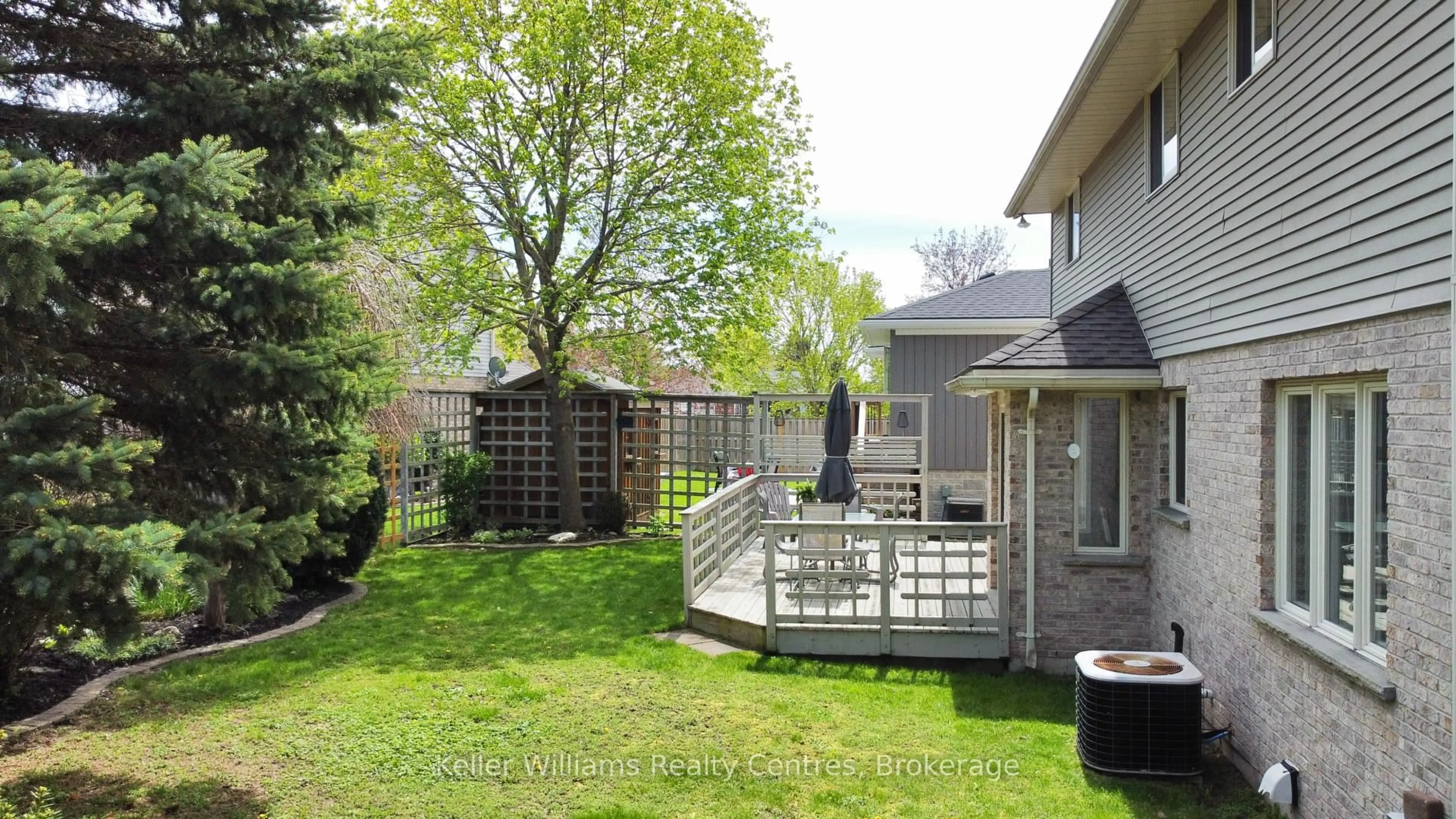 Patio, street for 265 4TH STREET Cres, Hanover Ontario N4N 3S9