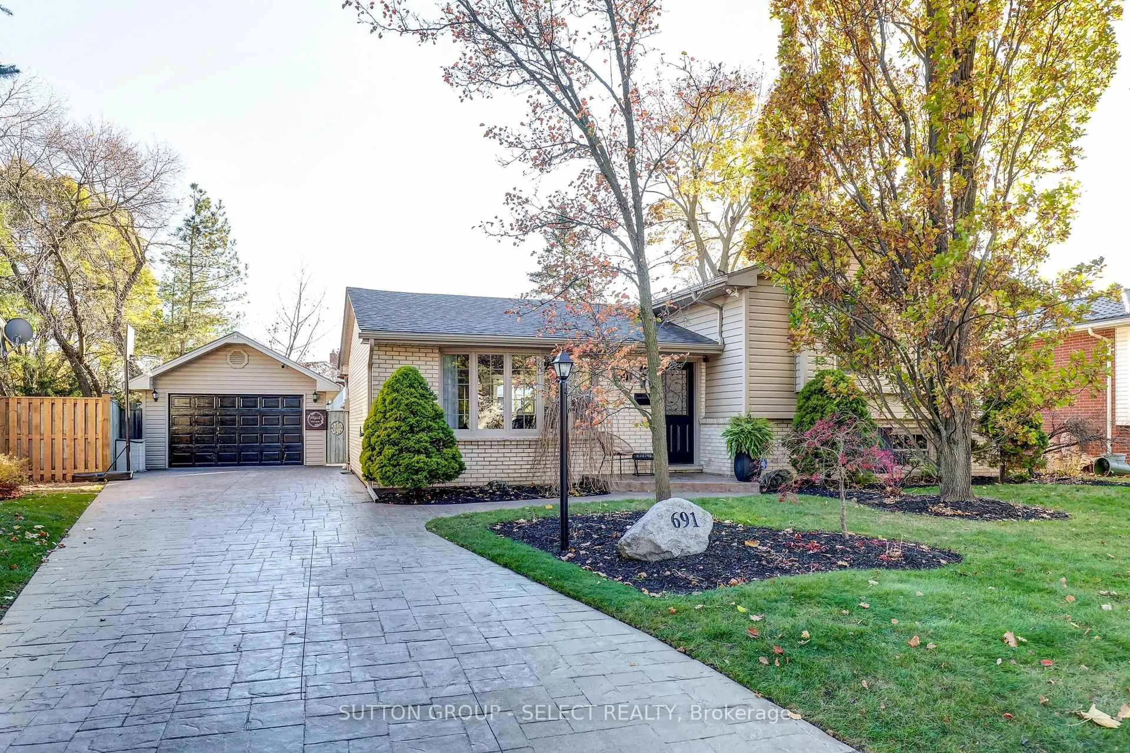Home with brick exterior material, street for 691 Algoma Ave, London North Ontario N5X 1W4