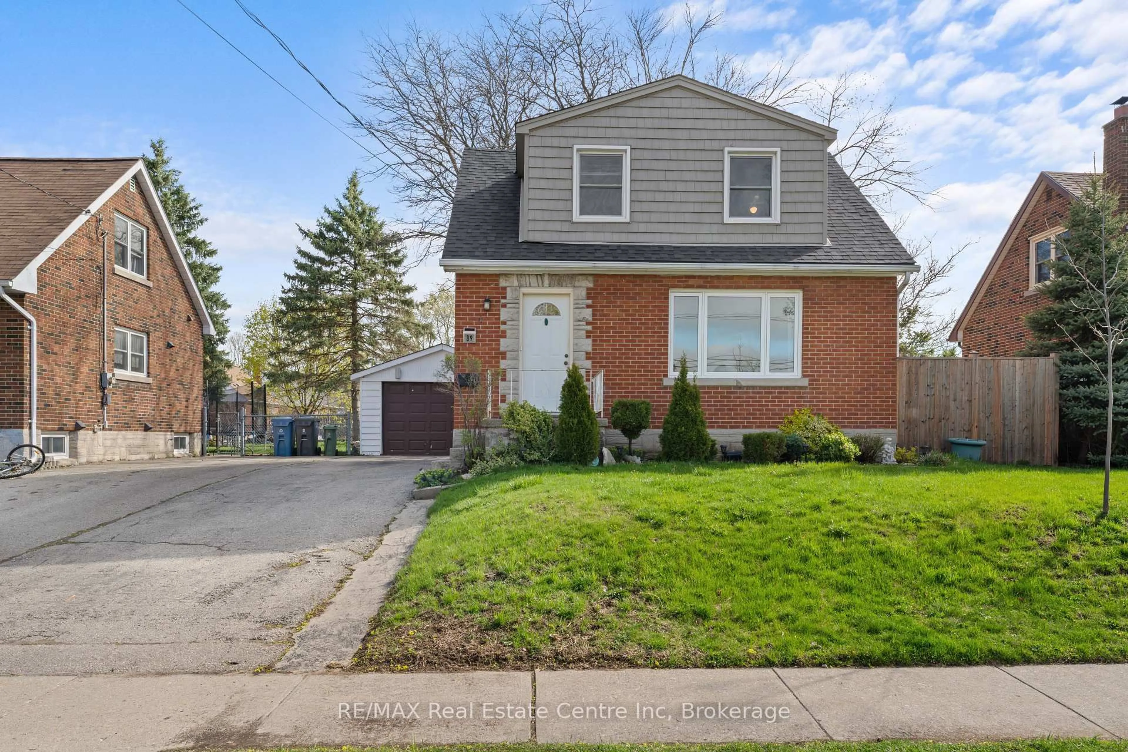 Home with brick exterior material, street for 89 William St, Guelph Ontario N1E 5G1