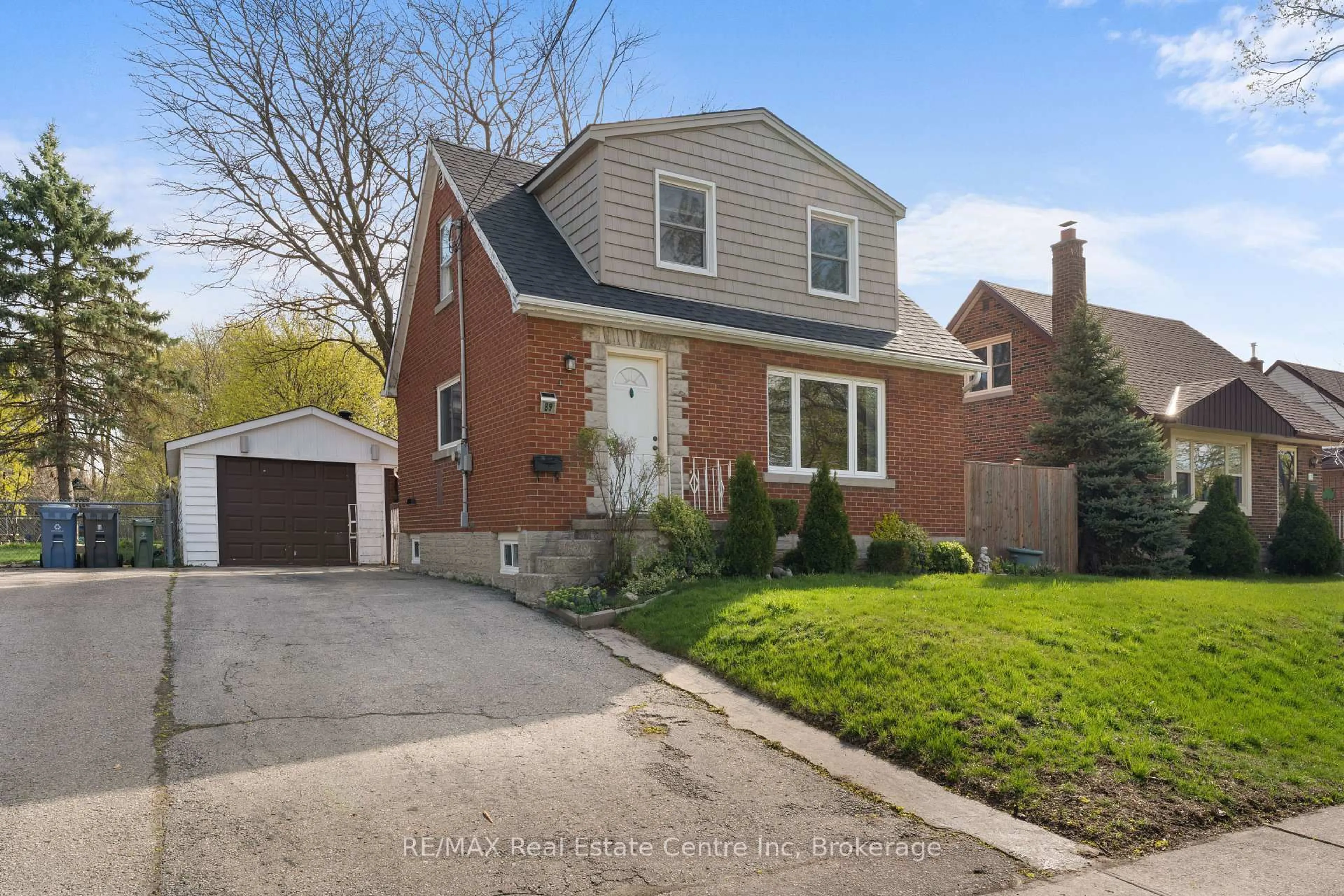Home with brick exterior material, street for 89 William St, Guelph Ontario N1E 5G1