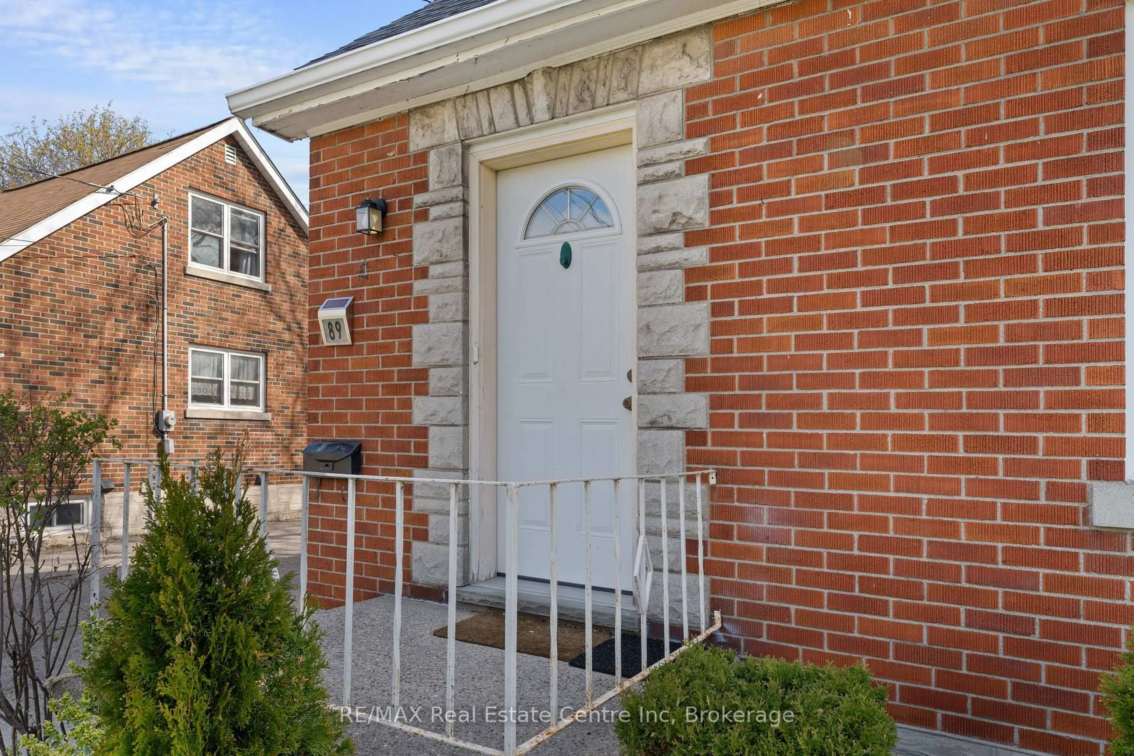 Home with brick exterior material, street for 89 William St, Guelph Ontario N1E 5G1