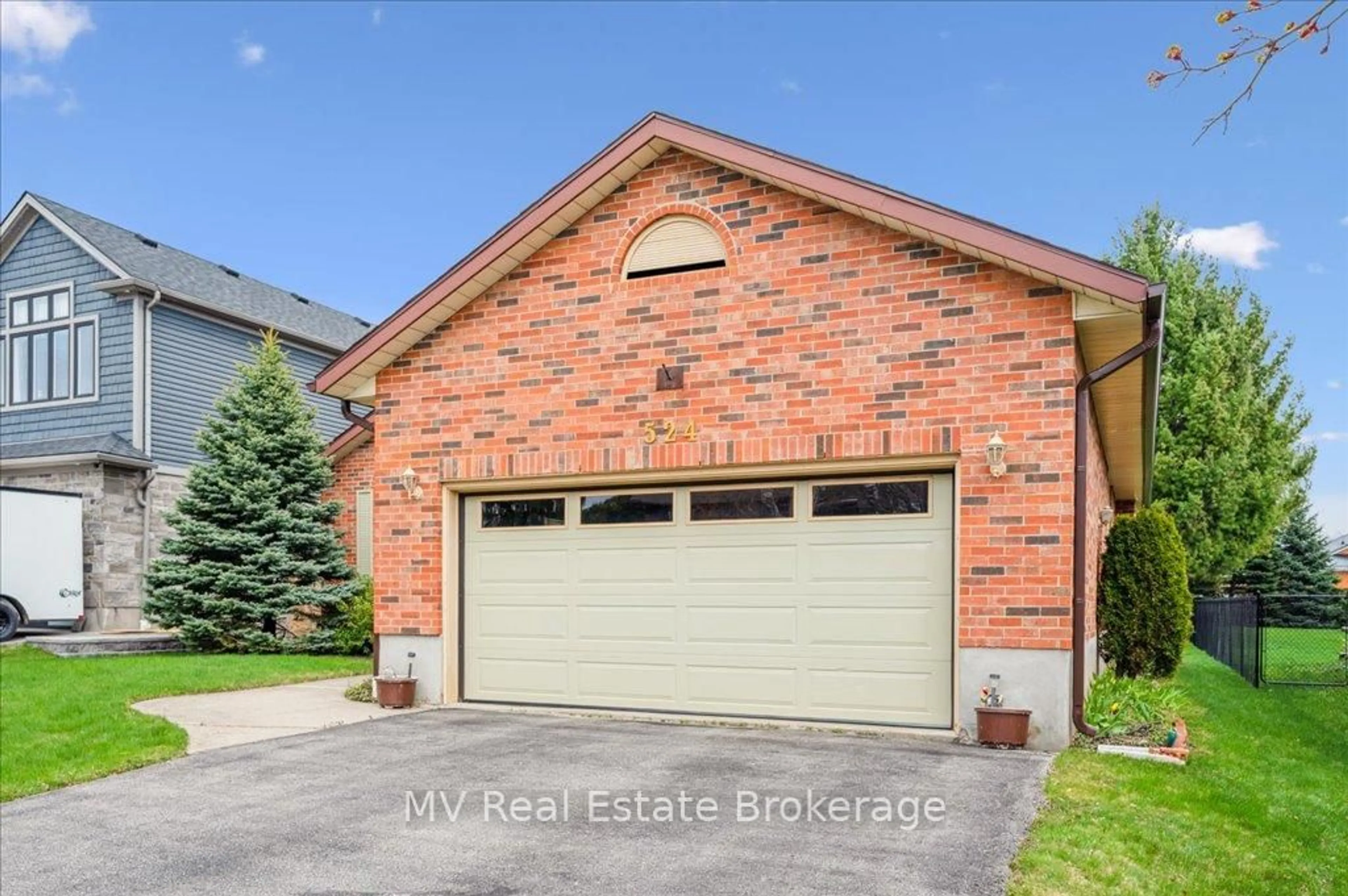 Home with brick exterior material, street for 524 Walker St, Centre Wellington Ontario N1M 3J1