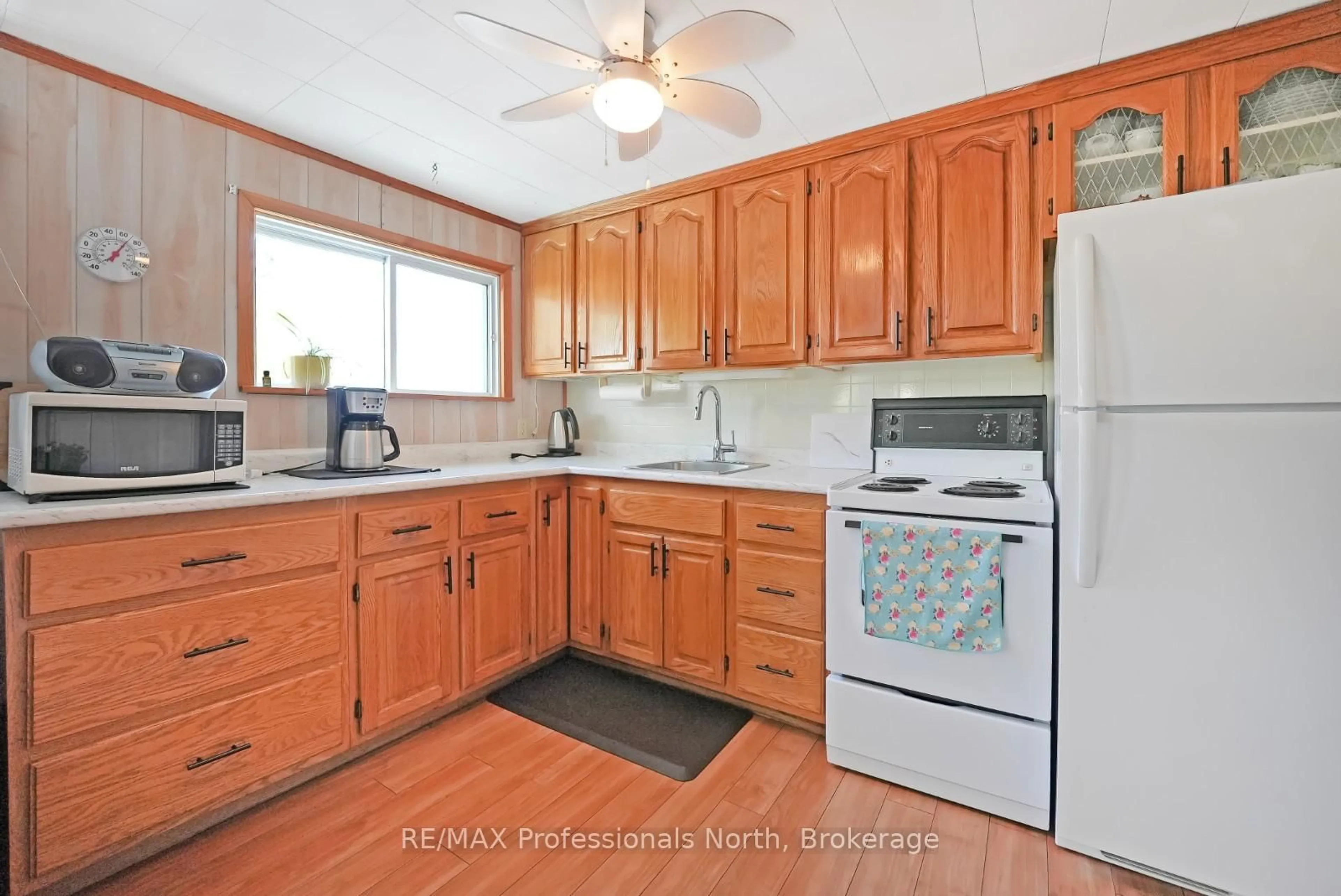 Standard kitchen, unknown for 1039 Grace River Rd, Highlands East Ontario K0L 3C0