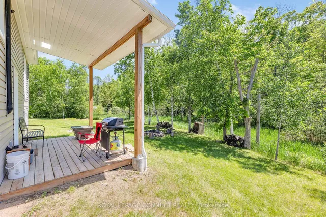 112922 Highway 7, Kaladar 5