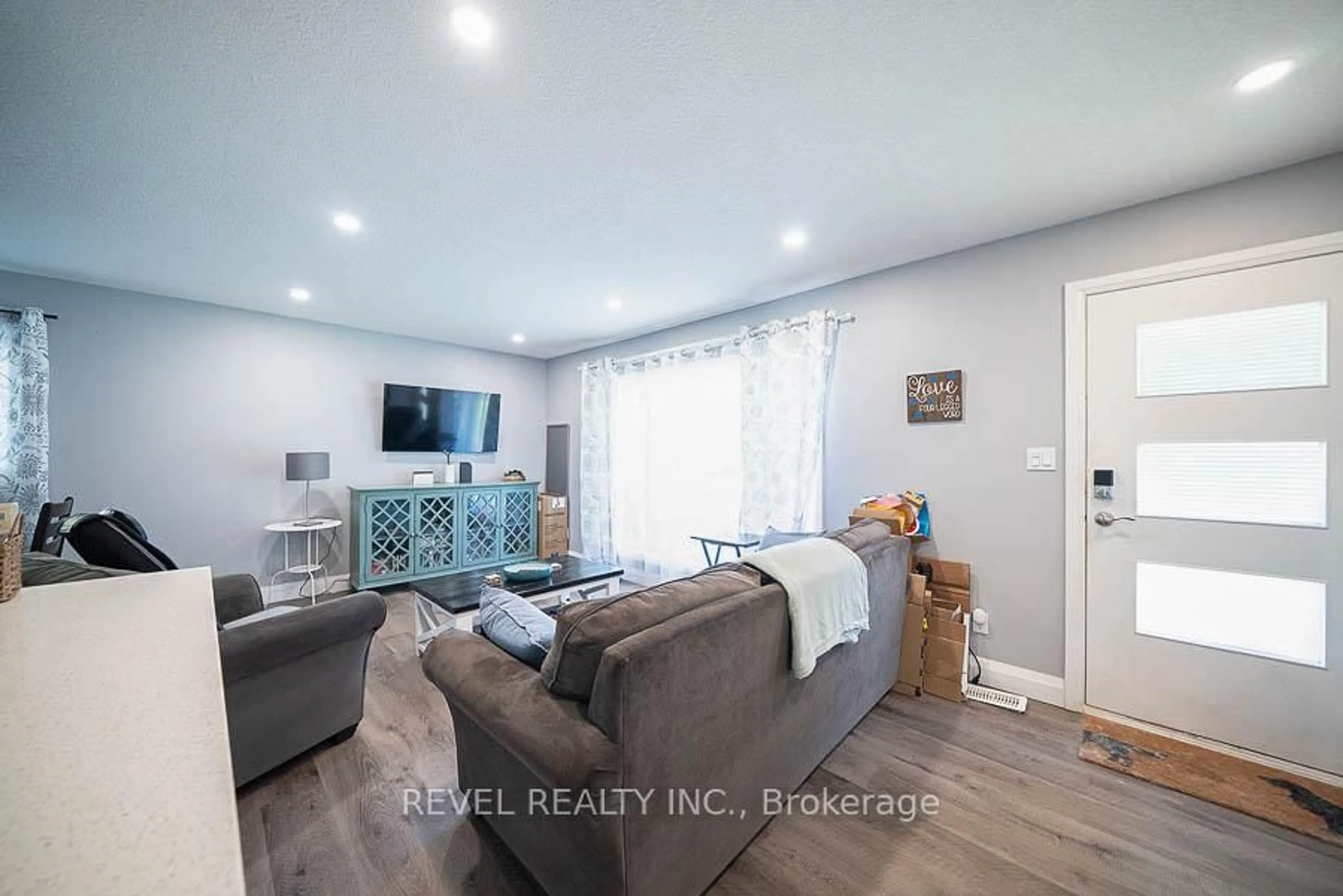 Unknown for 11 Hillcrest Ave, Brantford Ontario N3T 2C8