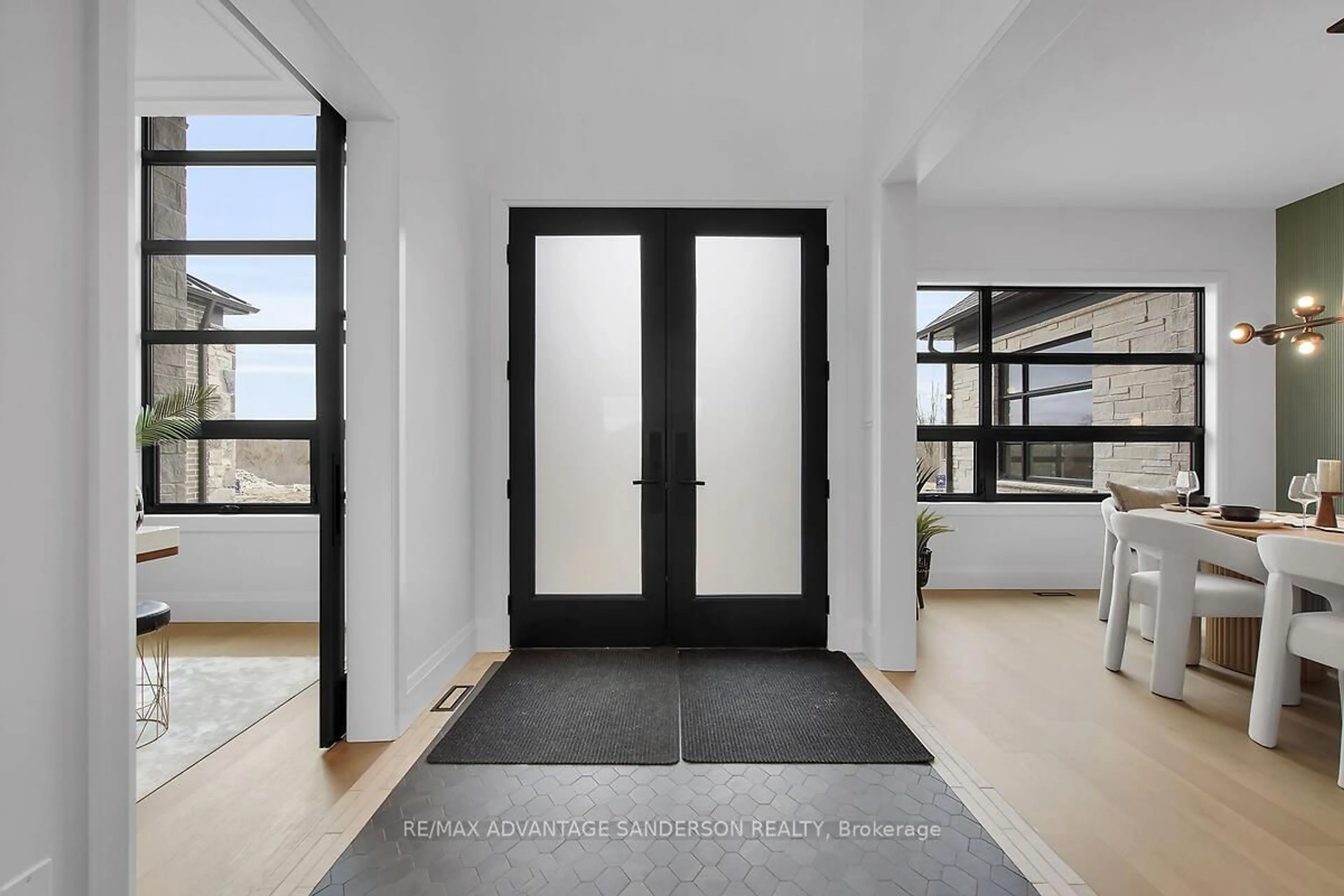 Indoor entryway for 72 Arrowwood Path, Middlesex Centre Ontario N0M 2A0