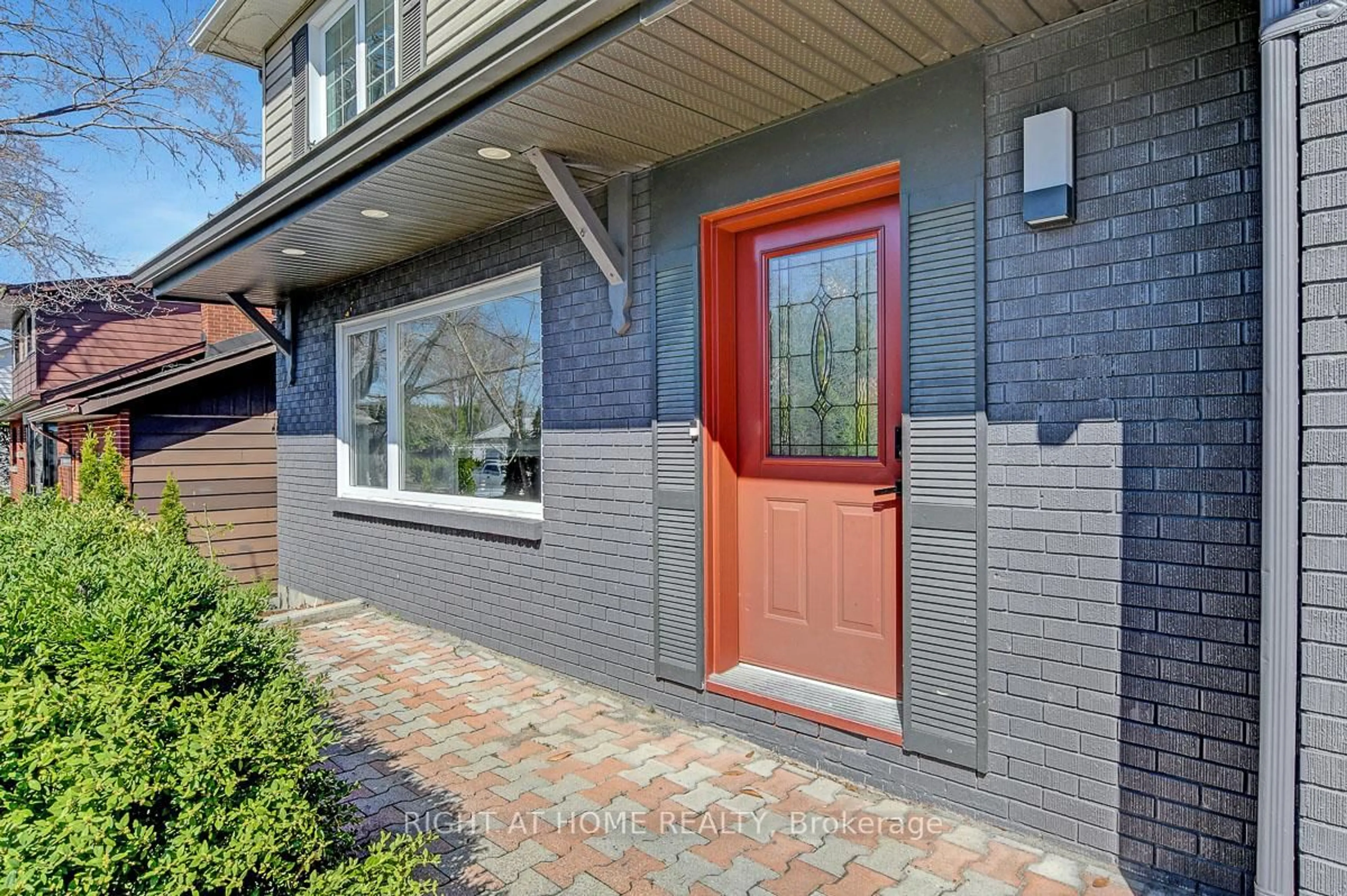 Home with brick exterior material, street for 81 Canter Blvd, Ottawa Ontario K2G 2M4