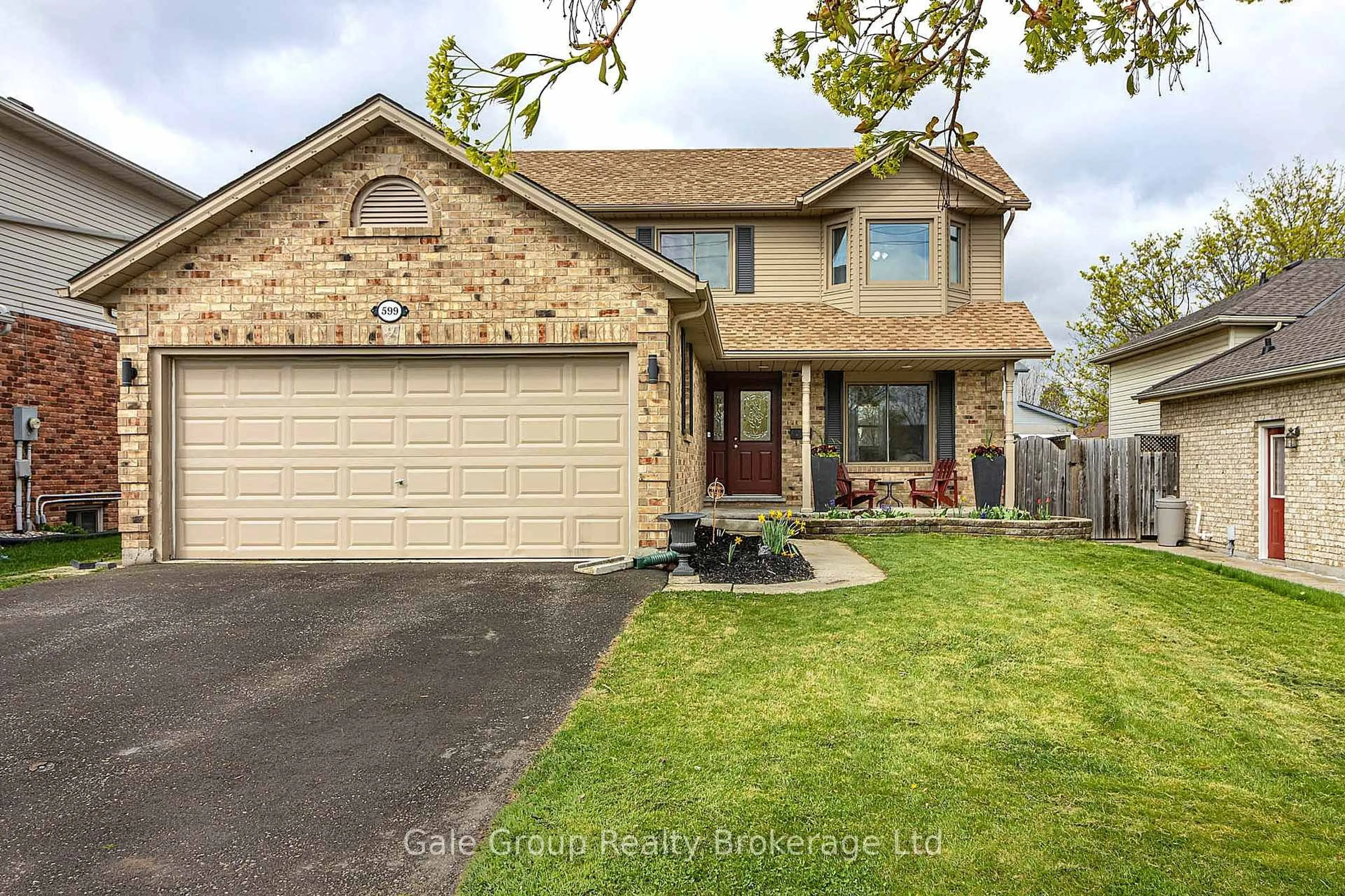Home with brick exterior material, street for 599 Lansdowne Ave, Woodstock Ontario N4T 1R6