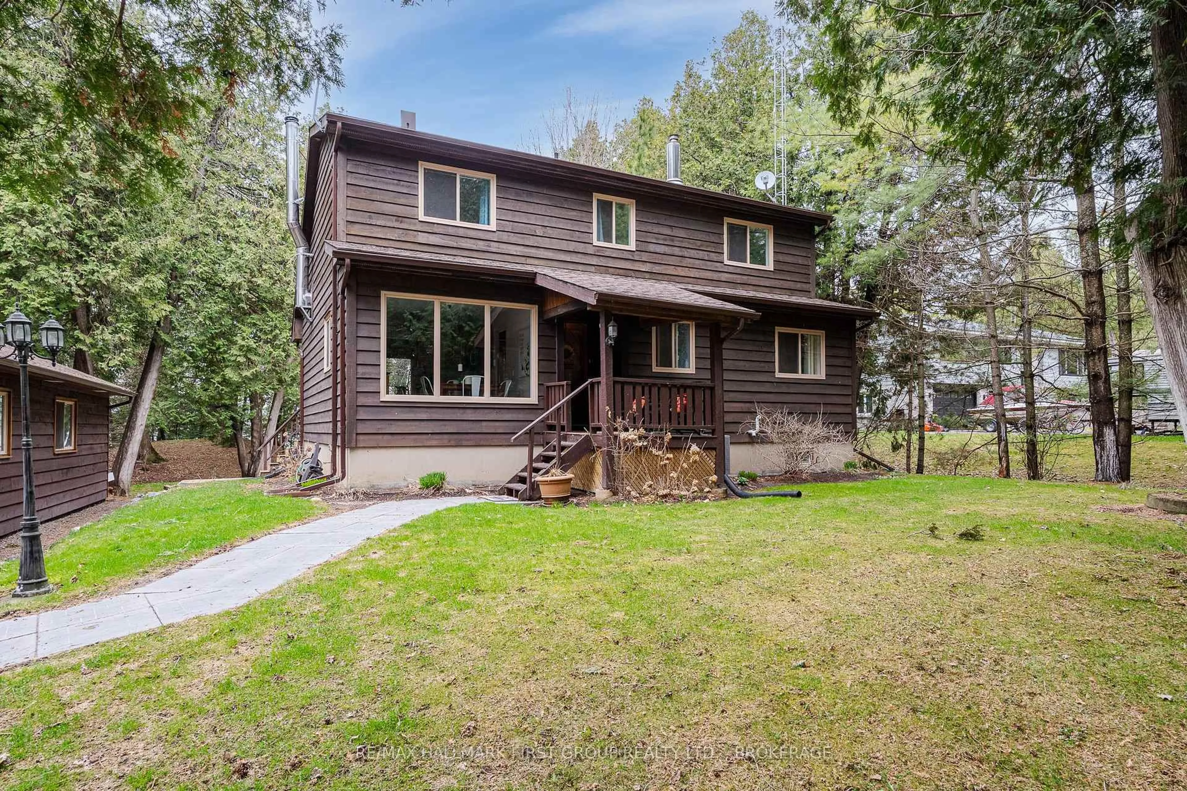 Home with vinyl exterior material, street for 616 Cedarstone Rd, Tamworth Ontario K0K 3G0