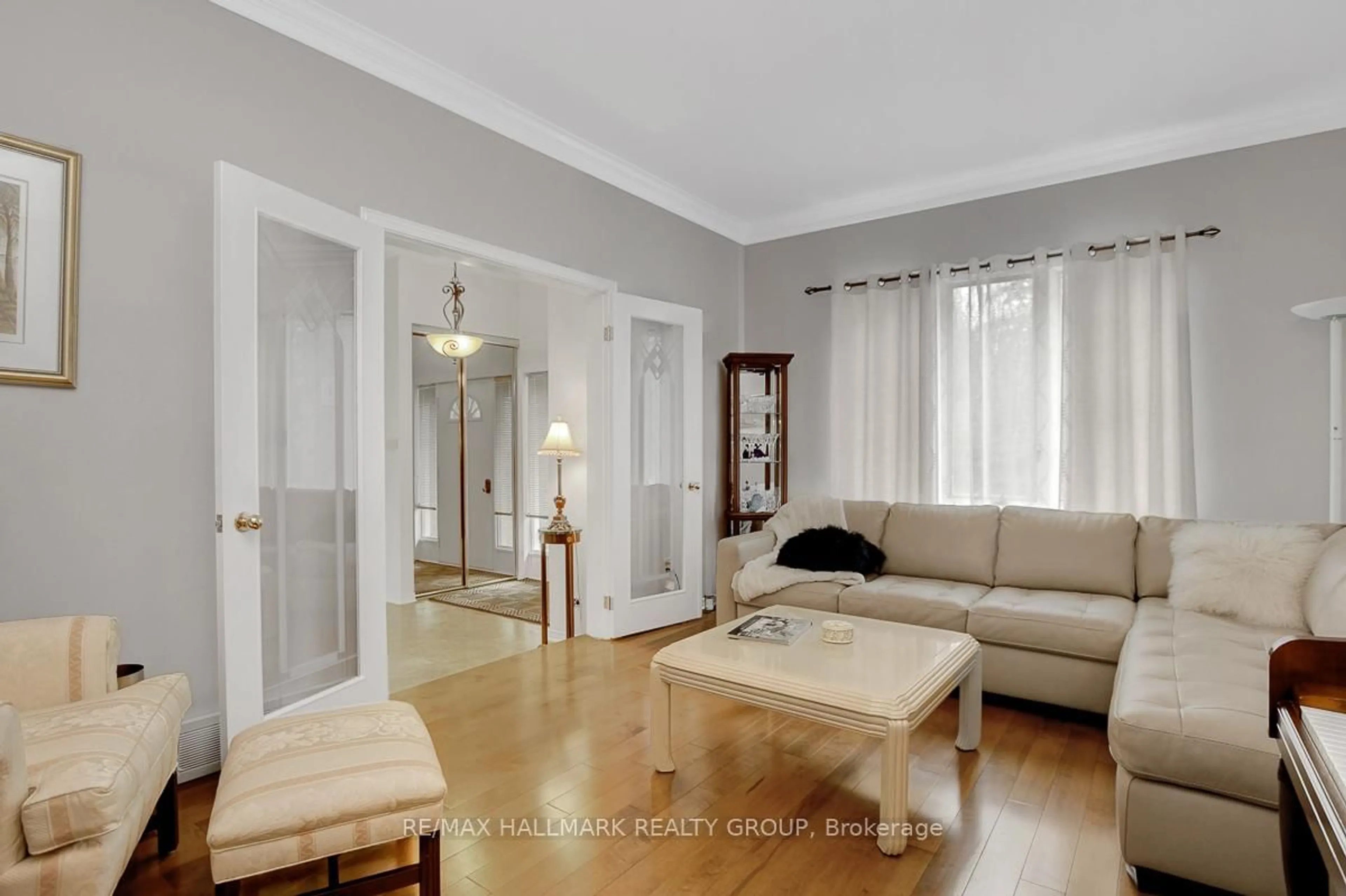 Living room with furniture, unknown for 111 Huntley Manor Dr, Carp Ontario K0A 1L0