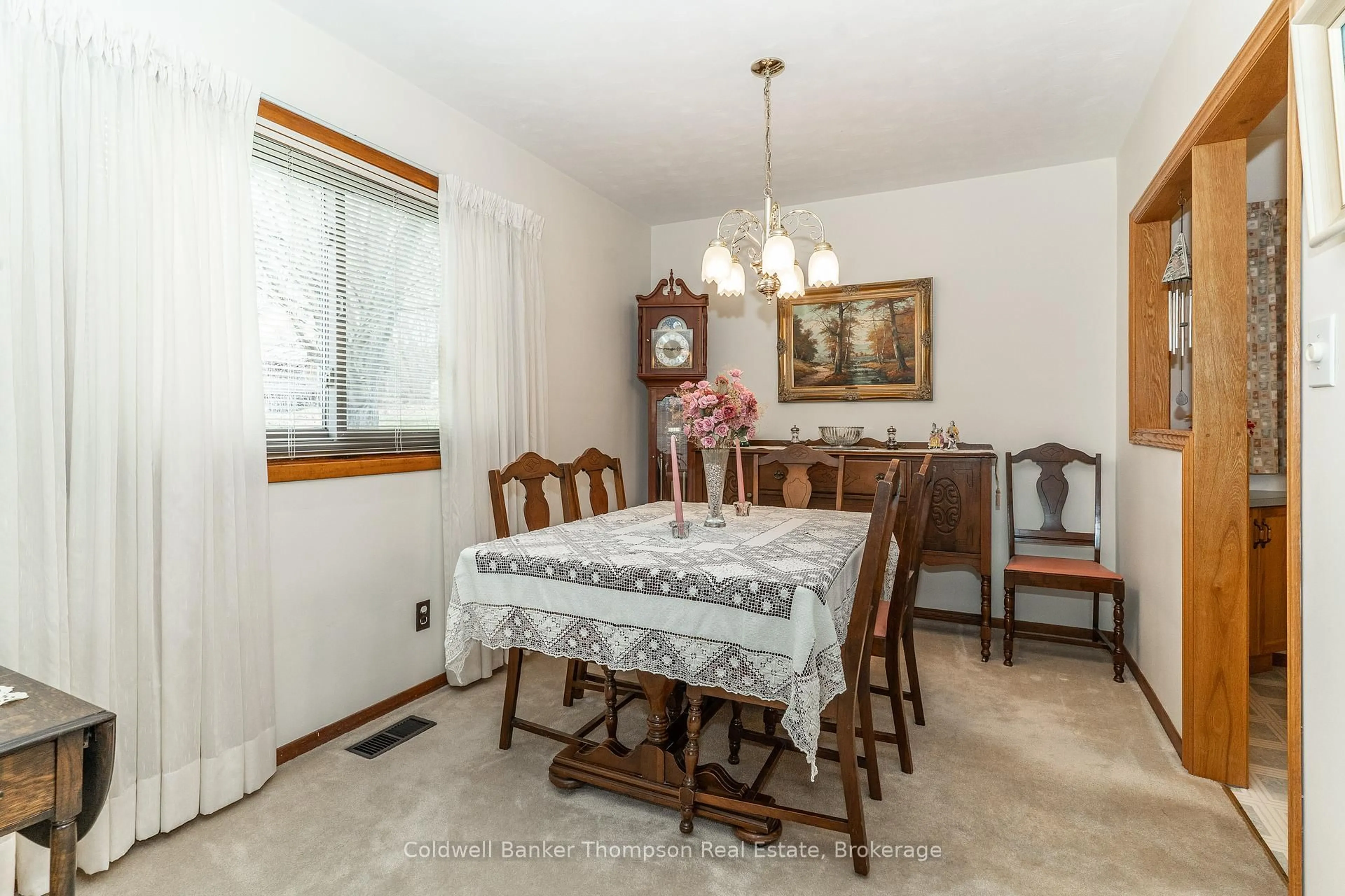 Dining room, unknown for 3 Meadow Park Dr, Huntsville Ontario P1H 1G2