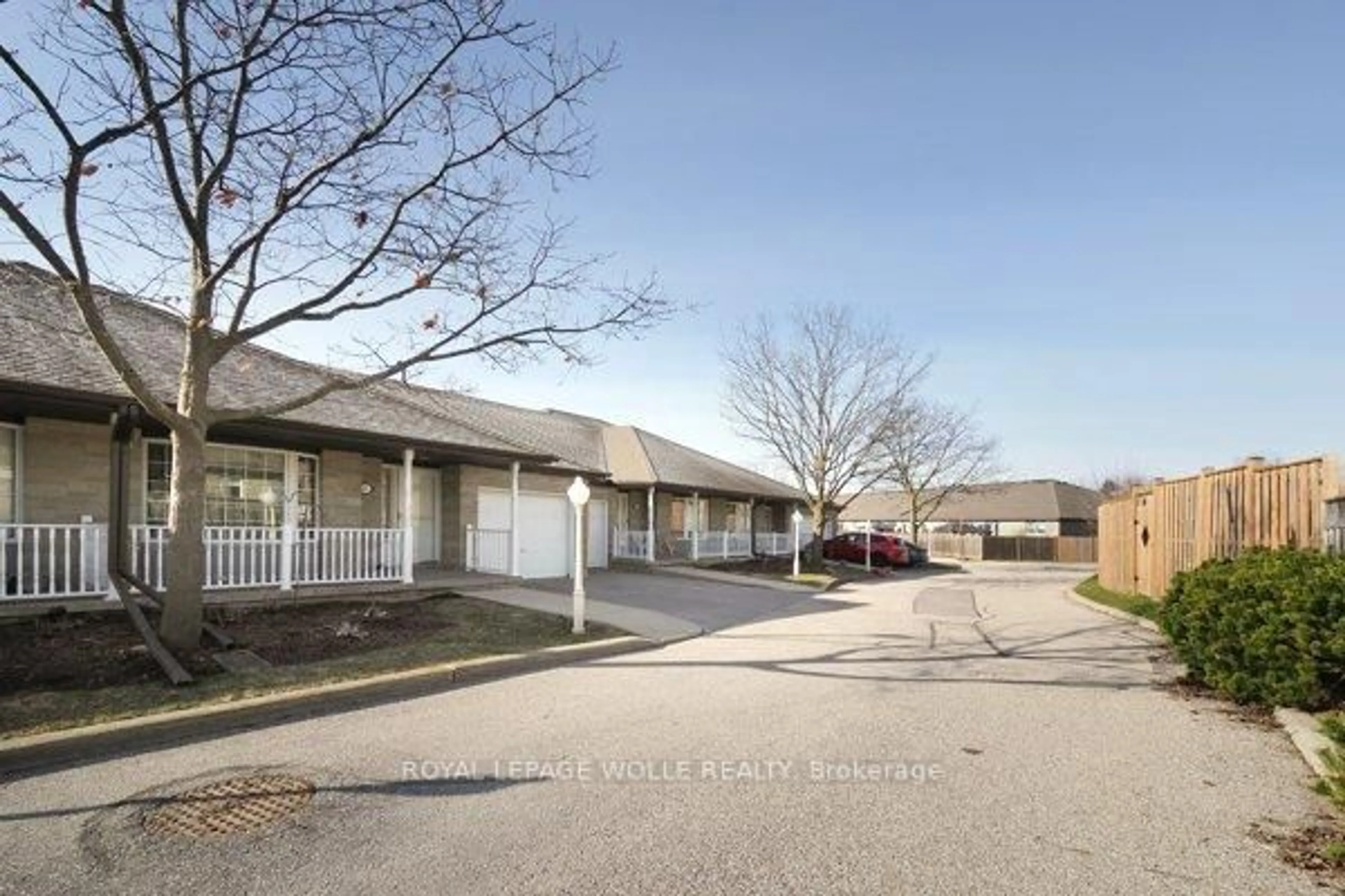Unknown for 25 Bankside Dr ##15, Kitchener Ontario N2N 3M6