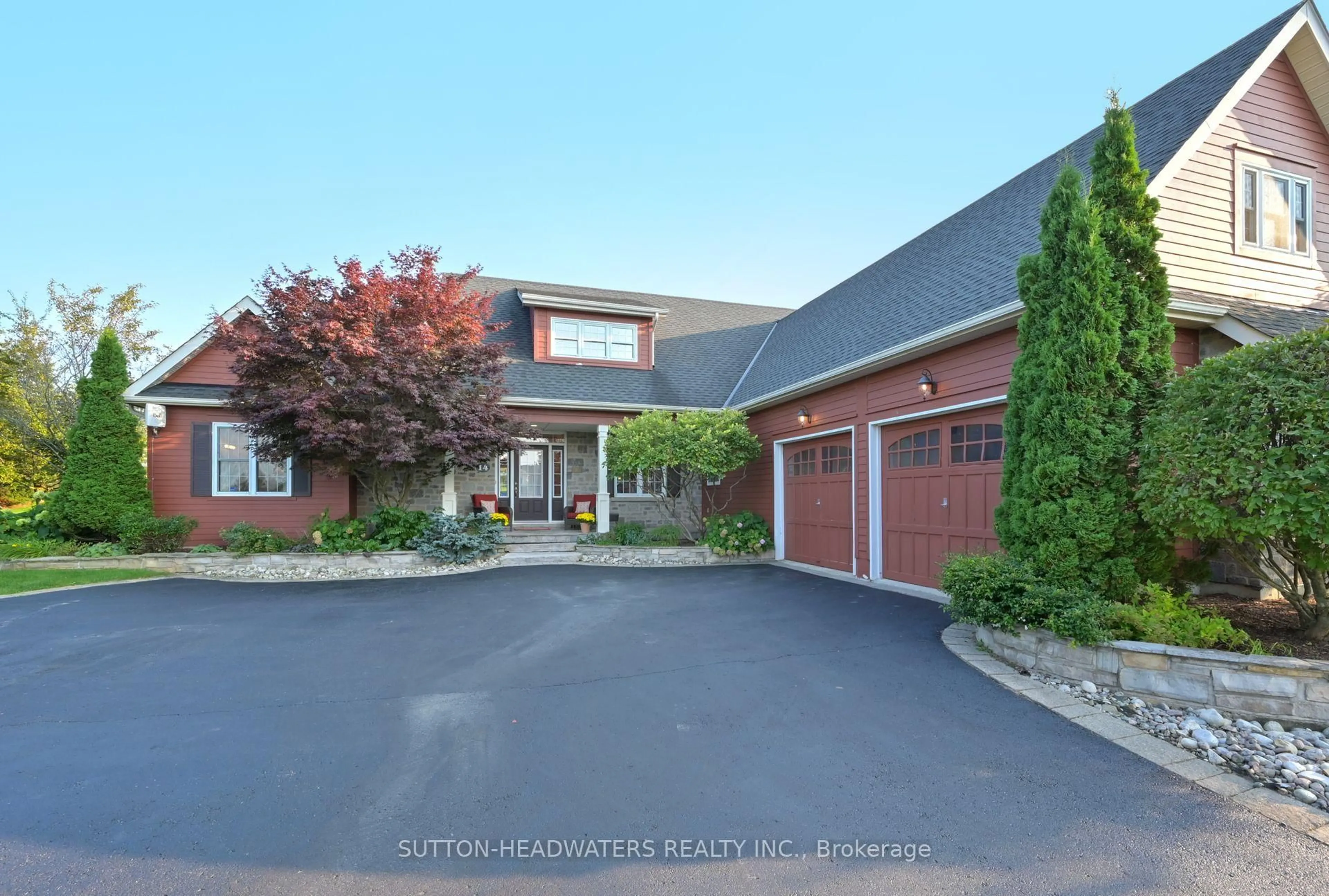 Unknown for 14 Blue Heron Dr, Mono Ontario L9W 5K6