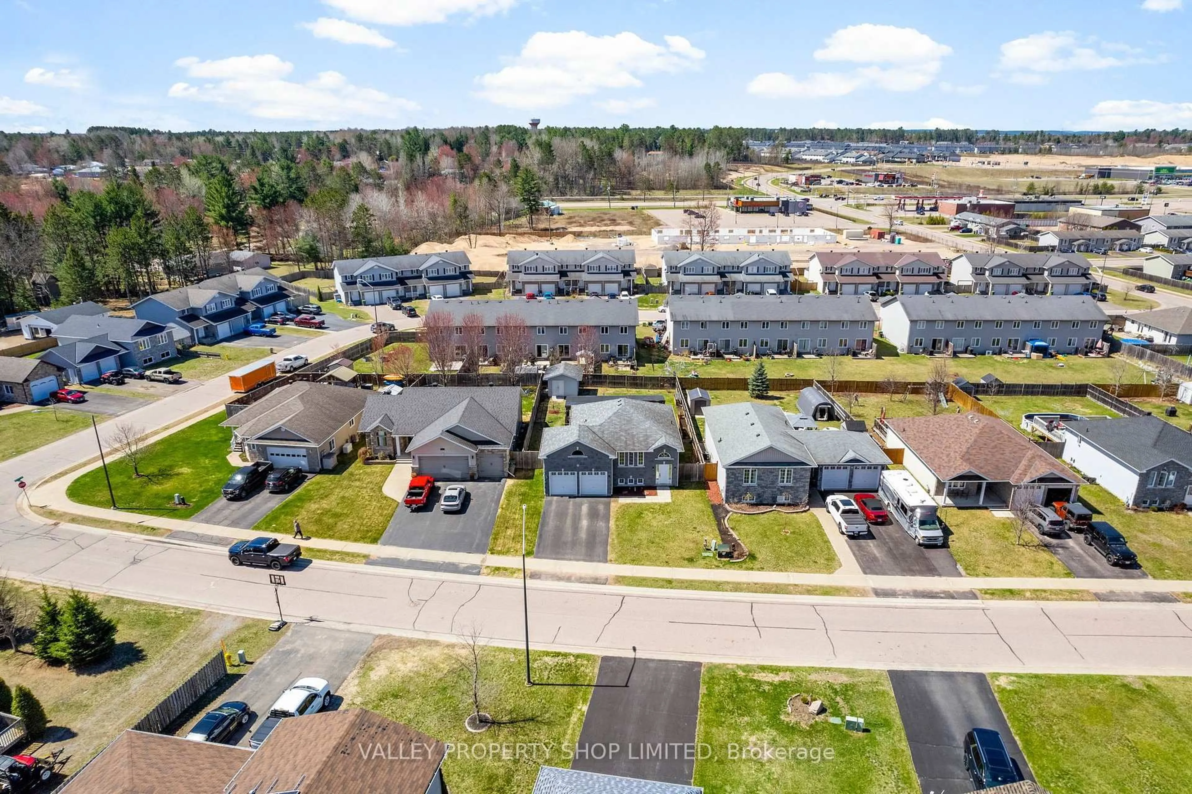 A pic from outside/outdoor area/front of a property/back of a property/a pic from drone, street for 5 Boulder Creek Tr, Petawawa Ontario K8H 0B2