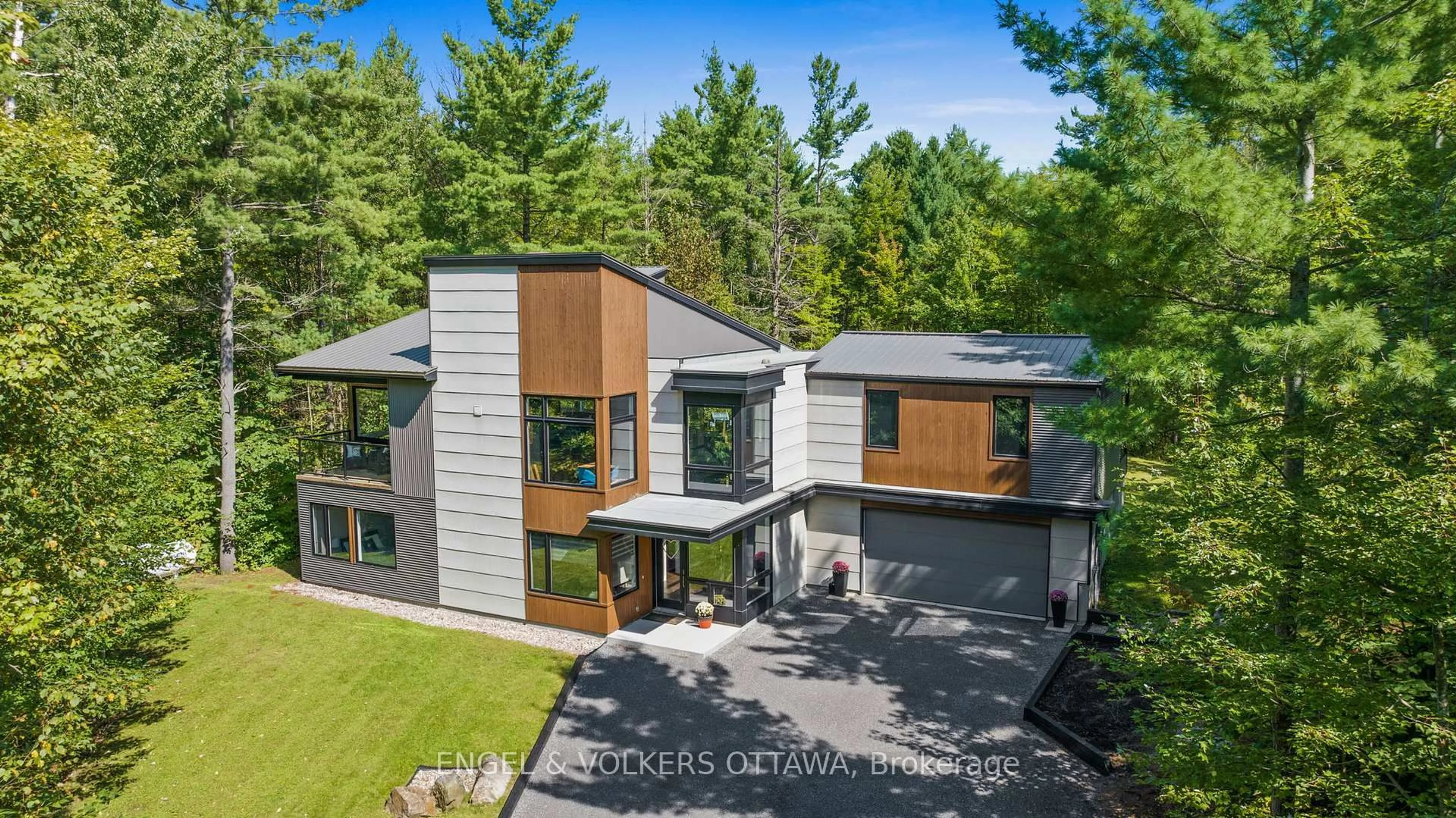 Home with brick exterior material, street for 108 Edith Margaret Pl, Ottawa Ontario K2W 1A8