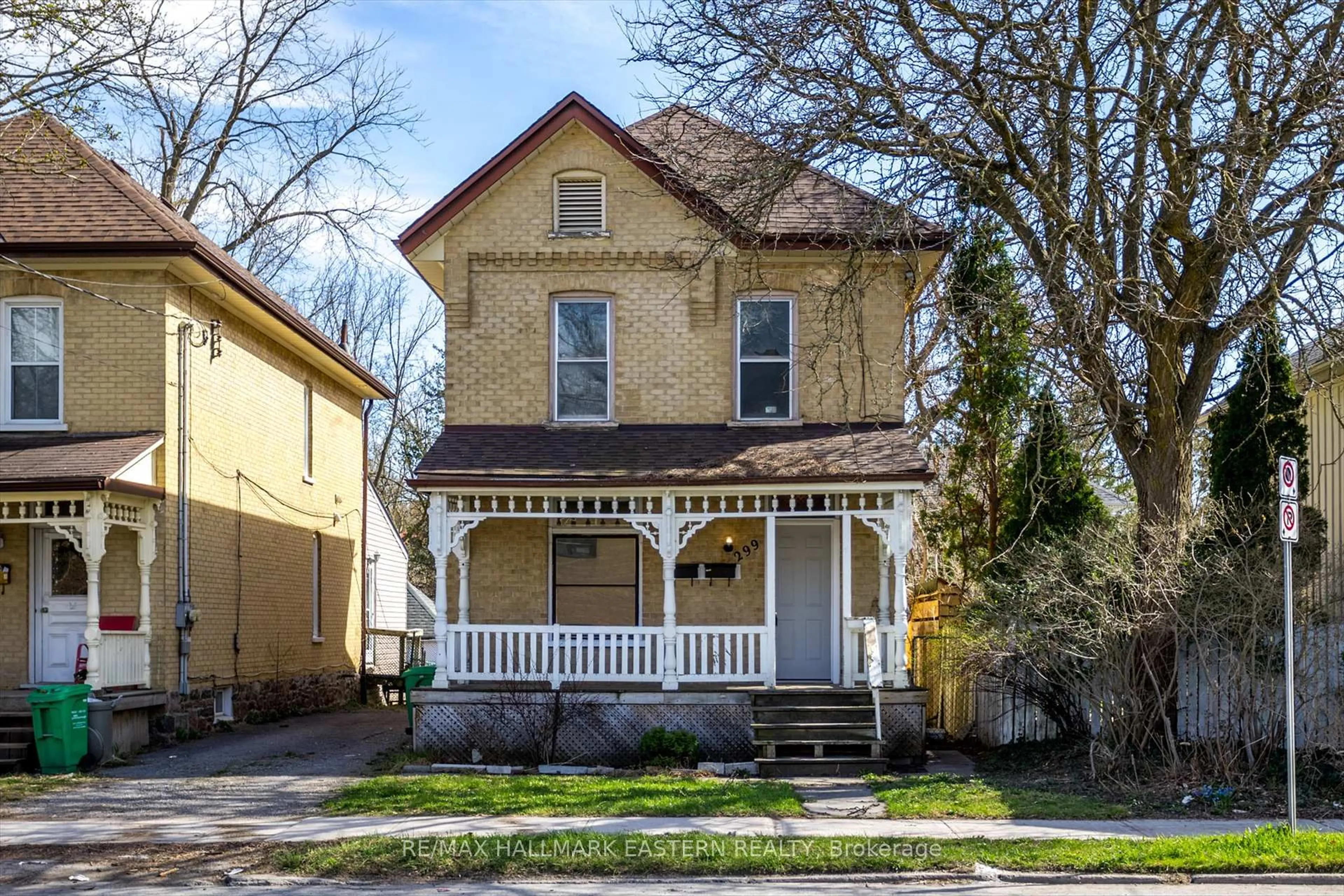 Home with brick exterior material, street for 299 McDonnel St, Peterborough Ontario K9H 2W6