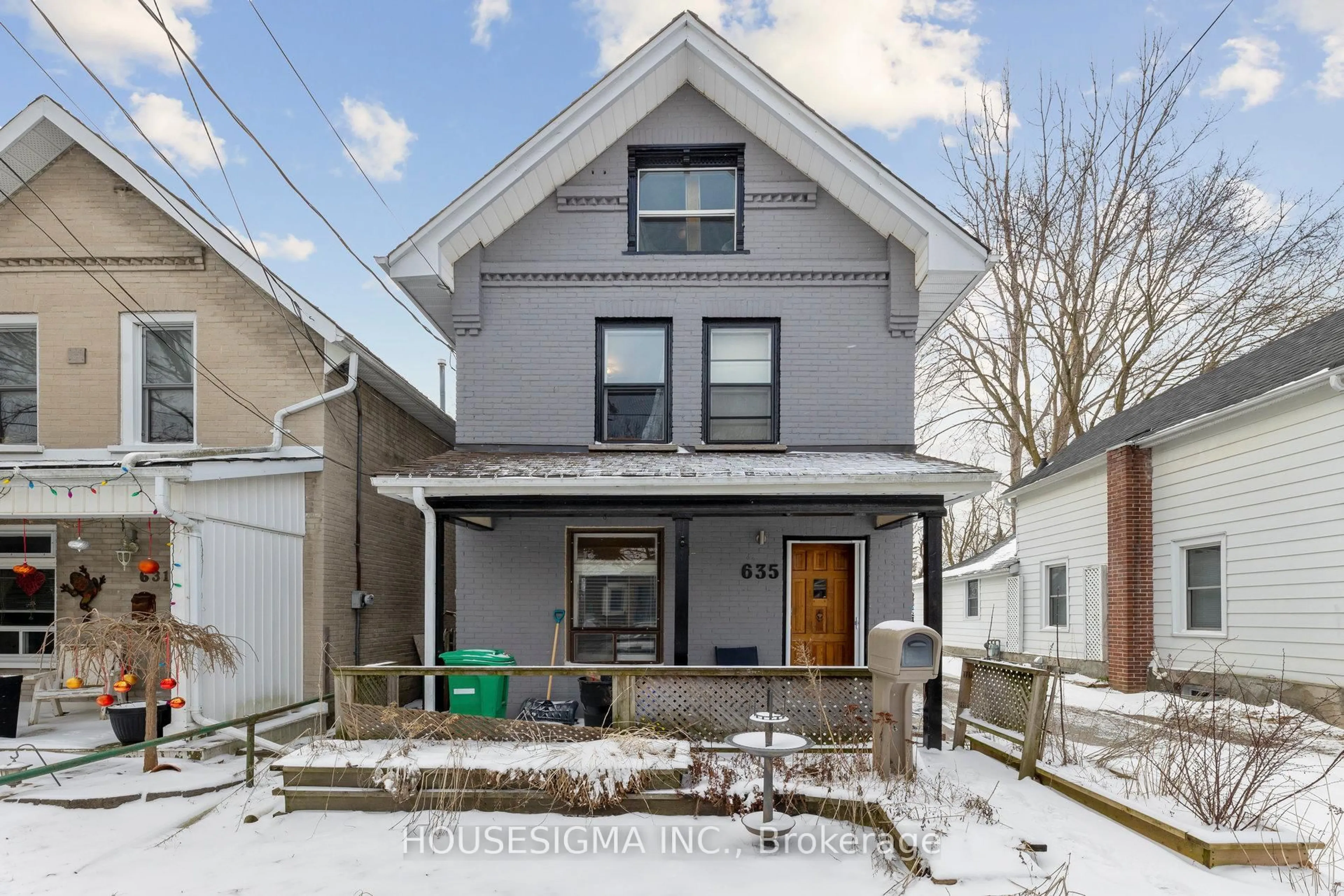 Home with brick exterior material, street for 635 Brown St, Peterborough Ontario K9J 4K6