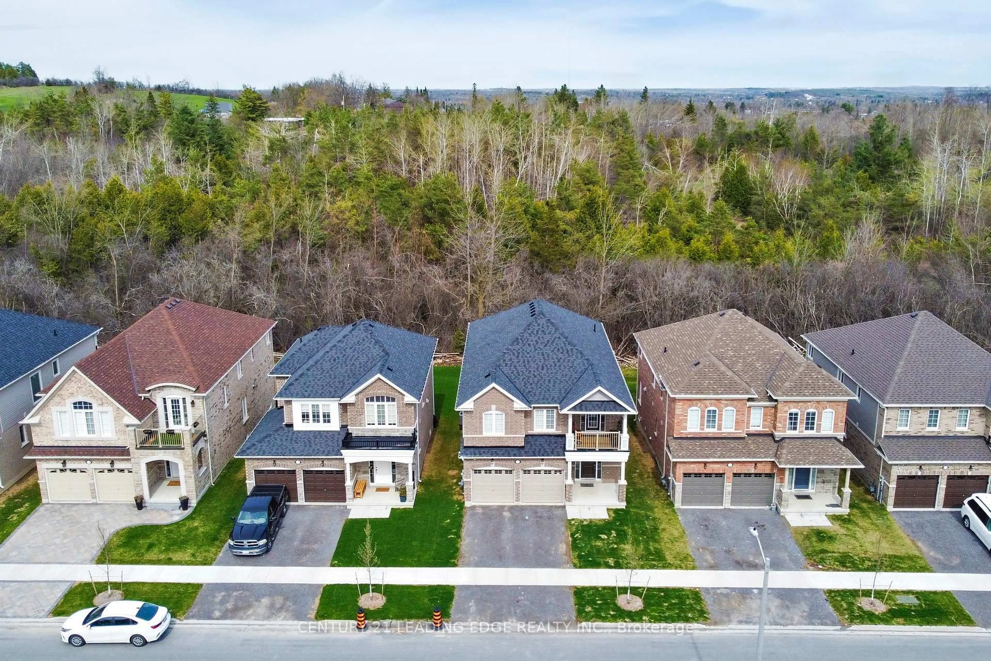 A pic from outside/outdoor area/front of a property/back of a property/a pic from drone, street for 630 Lemay Grve, Peterborough North Ontario K9K 0G9