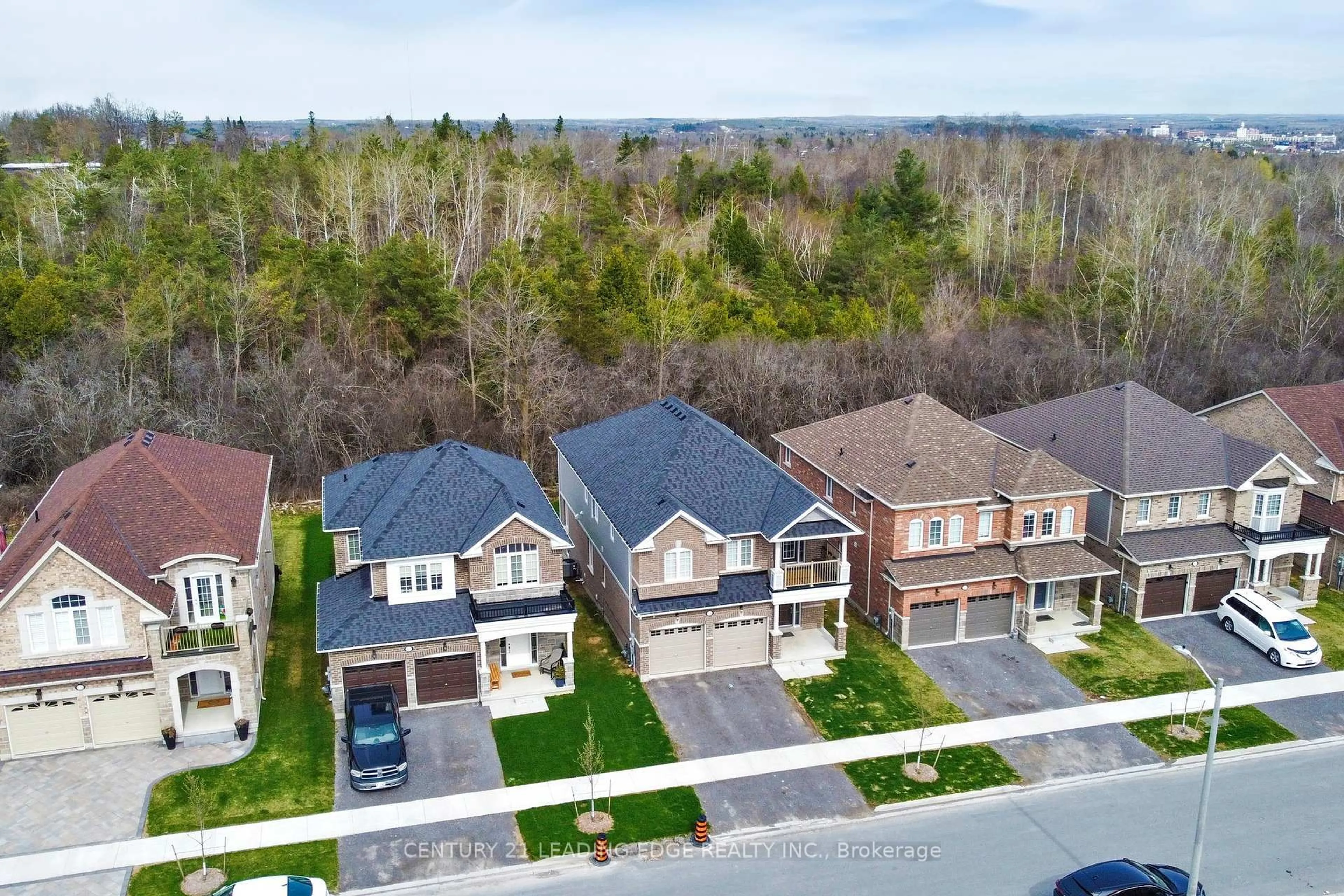 A pic from outside/outdoor area/front of a property/back of a property/a pic from drone, street for 630 Lemay Grve, Peterborough North Ontario K9K 0G9