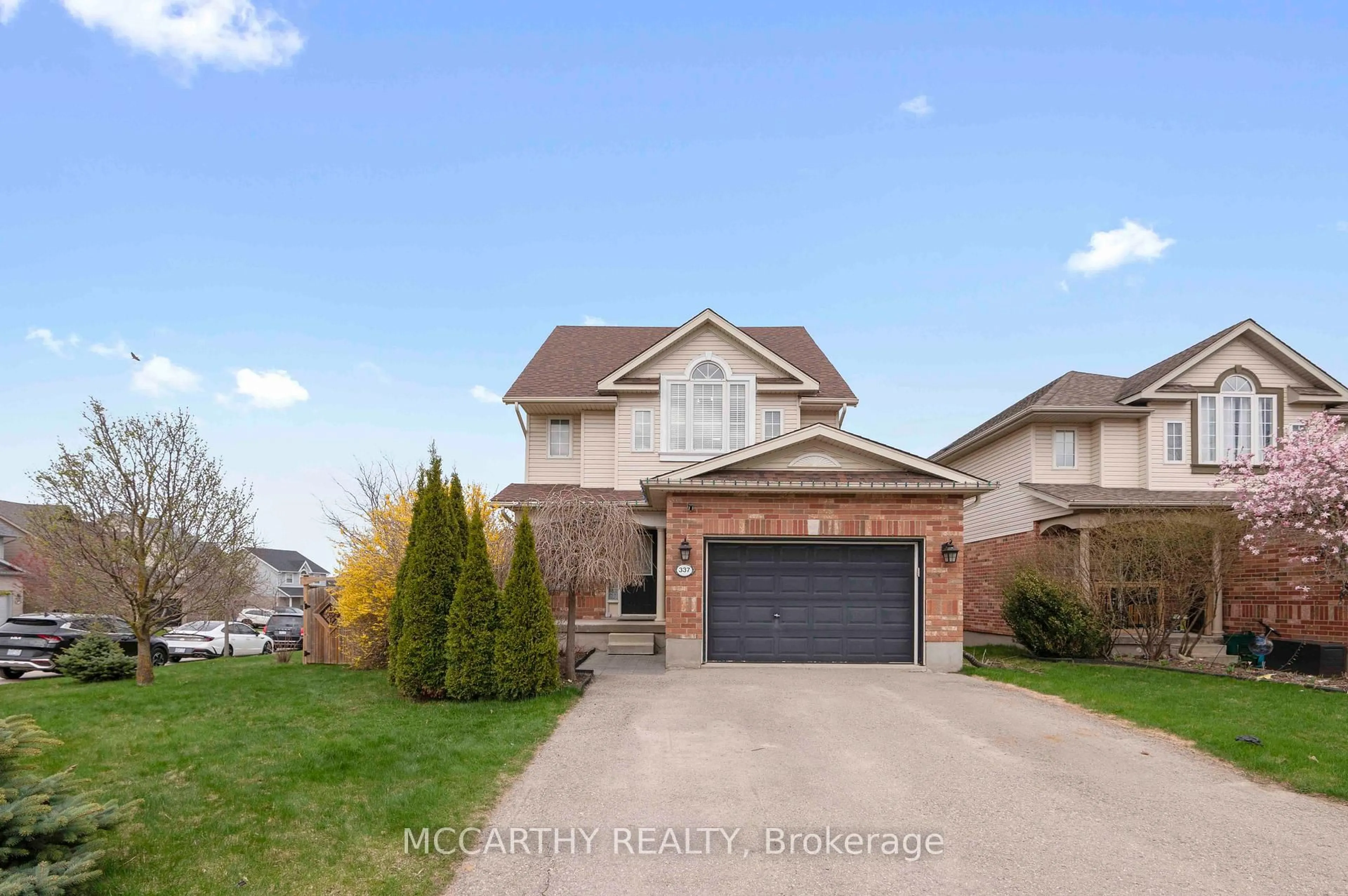 Home with brick exterior material, street for 337 Rintoul Cres, Shelburne Ontario L9V 3C5