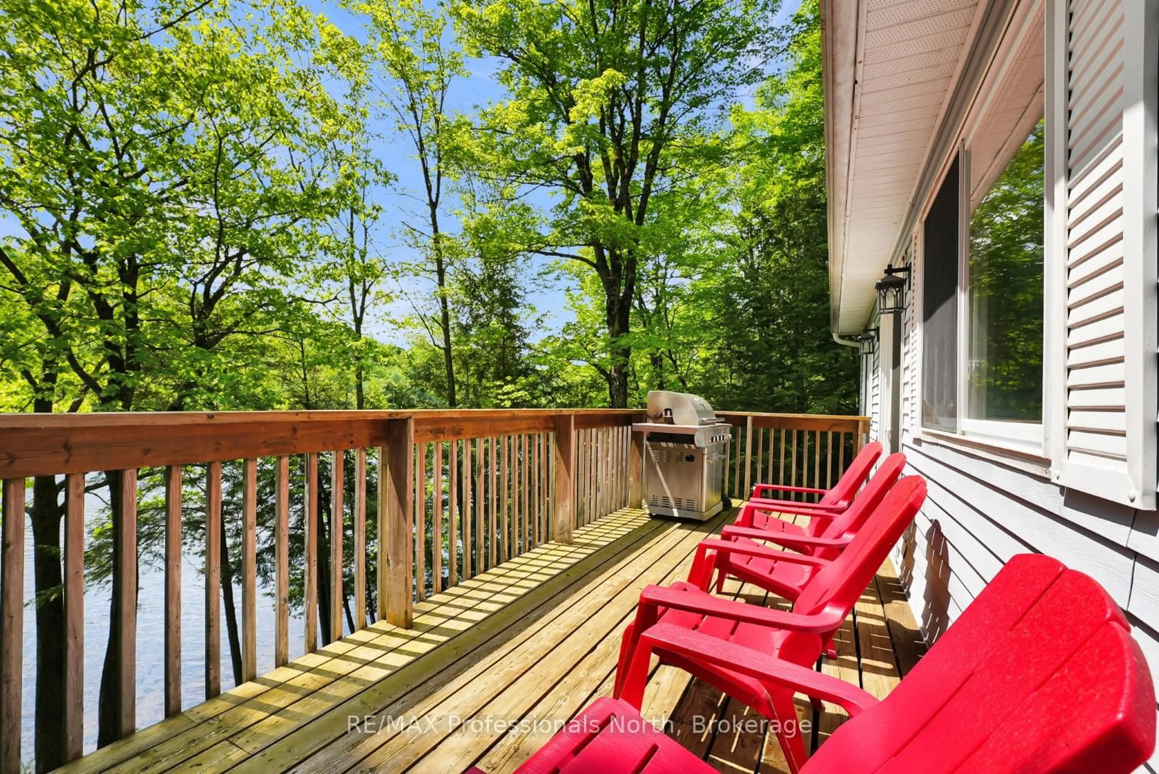 Patio, water/lake/river/ocean view for 1847 Chandler Dr, Dysart et al Ontario K0M 1S0