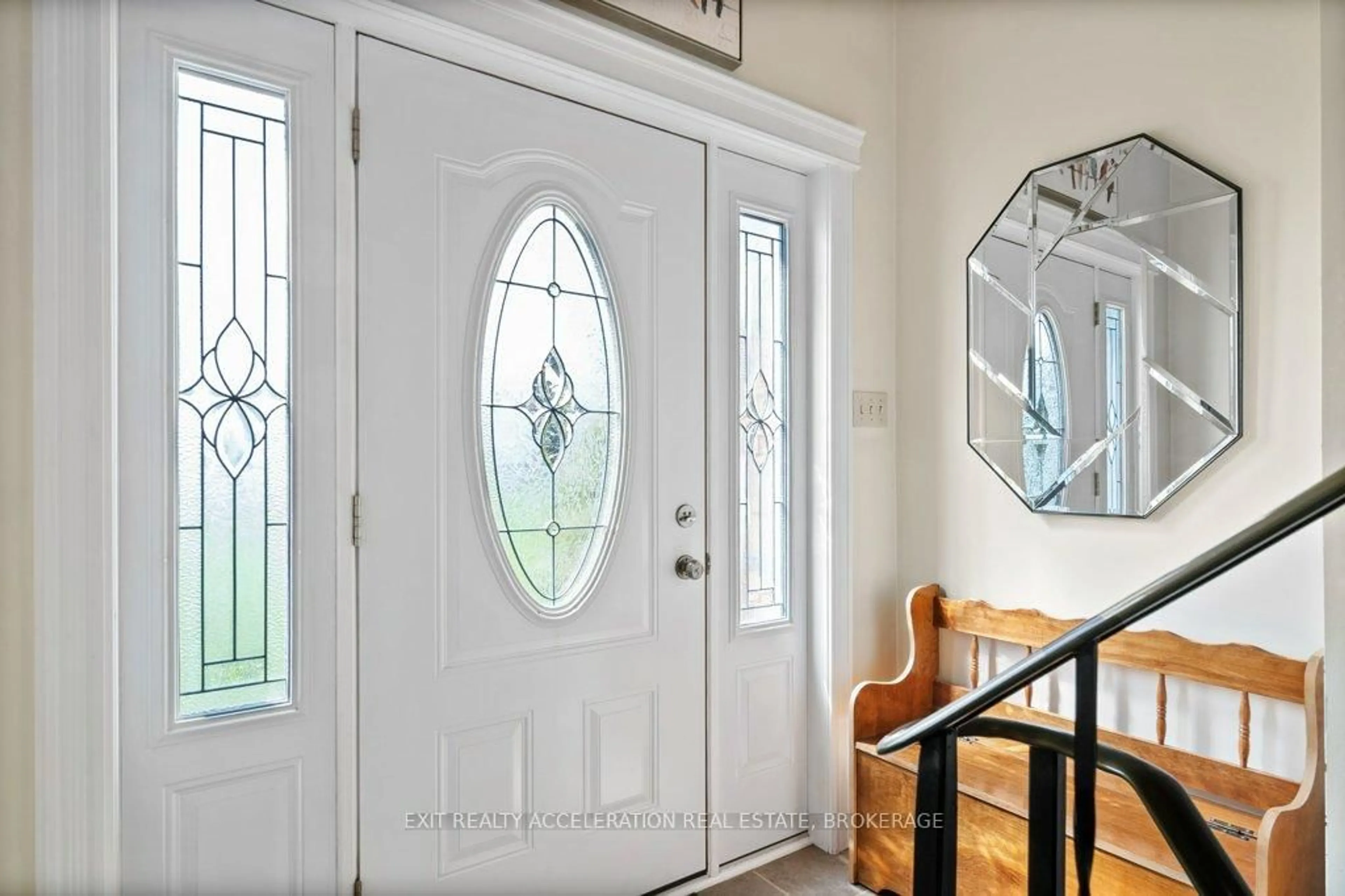 Indoor entryway for 1757 County Rd 1 N/A, Greater Napanee Ontario K7R 3L1
