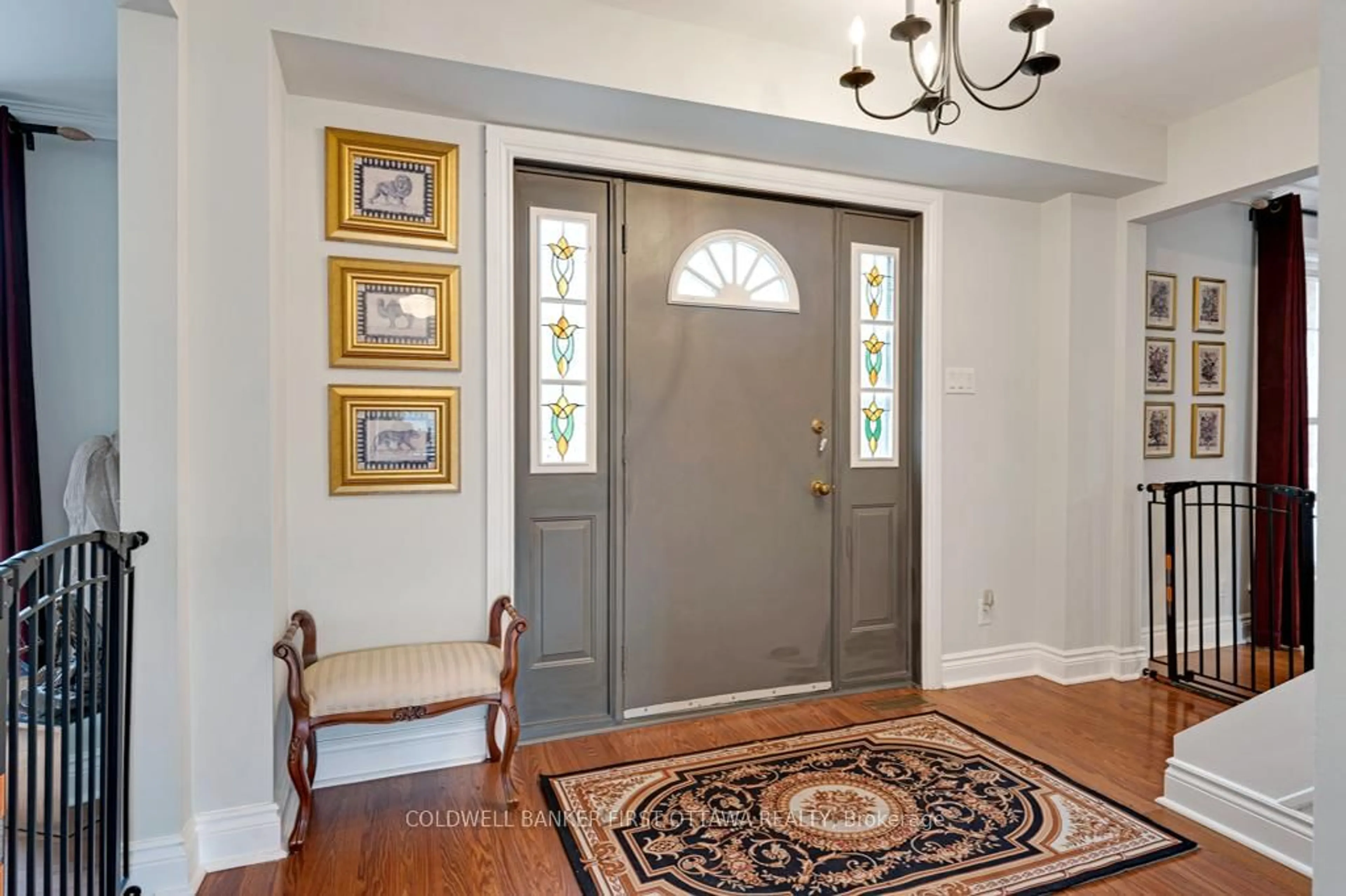 Indoor entryway for 178 Lynx Hollow Rd, Pakenham Ontario K0A 2X0