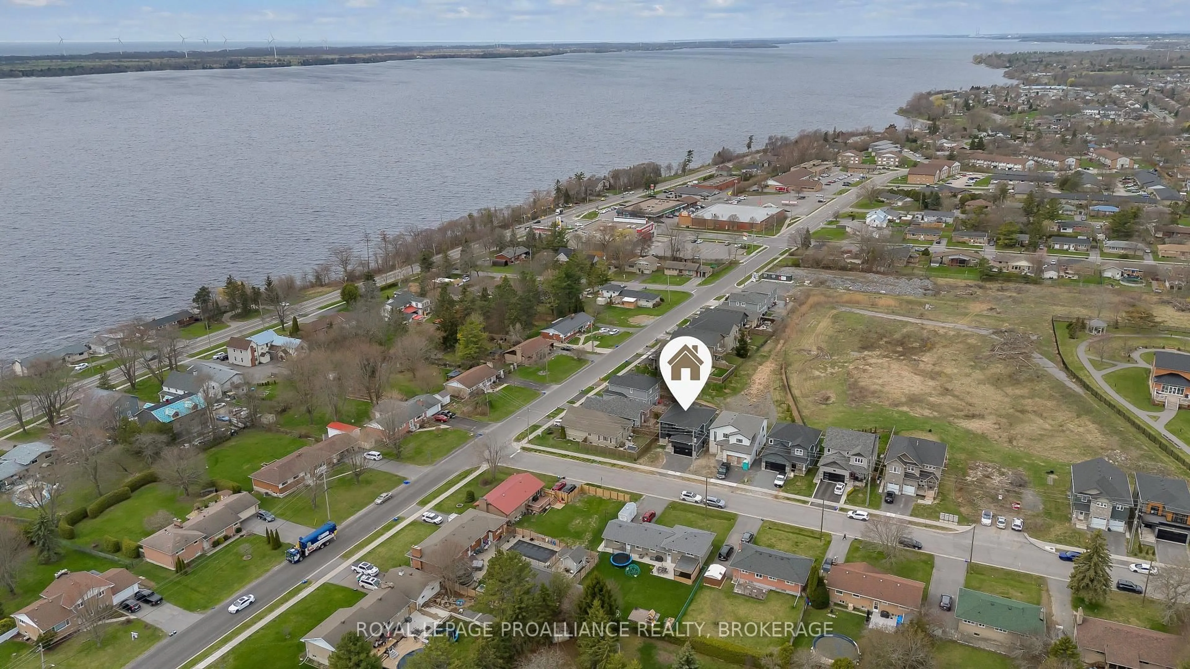 A pic from outside/outdoor area/front of a property/back of a property/a pic from drone, water/lake/river/ocean view for 2 Park Cres, Loyalist Ontario K7N 0C2