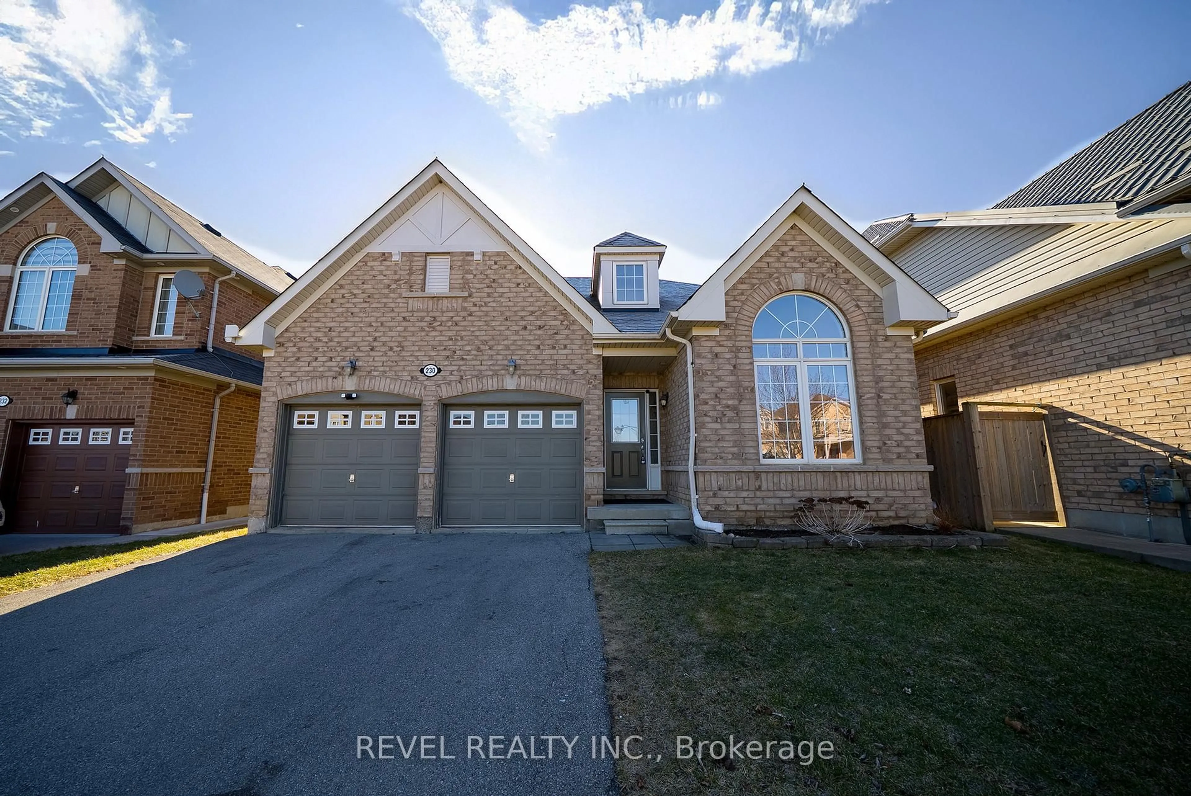 Home with brick exterior material, street for 230 Thomas Ave, Brantford Ontario N3S 0E1