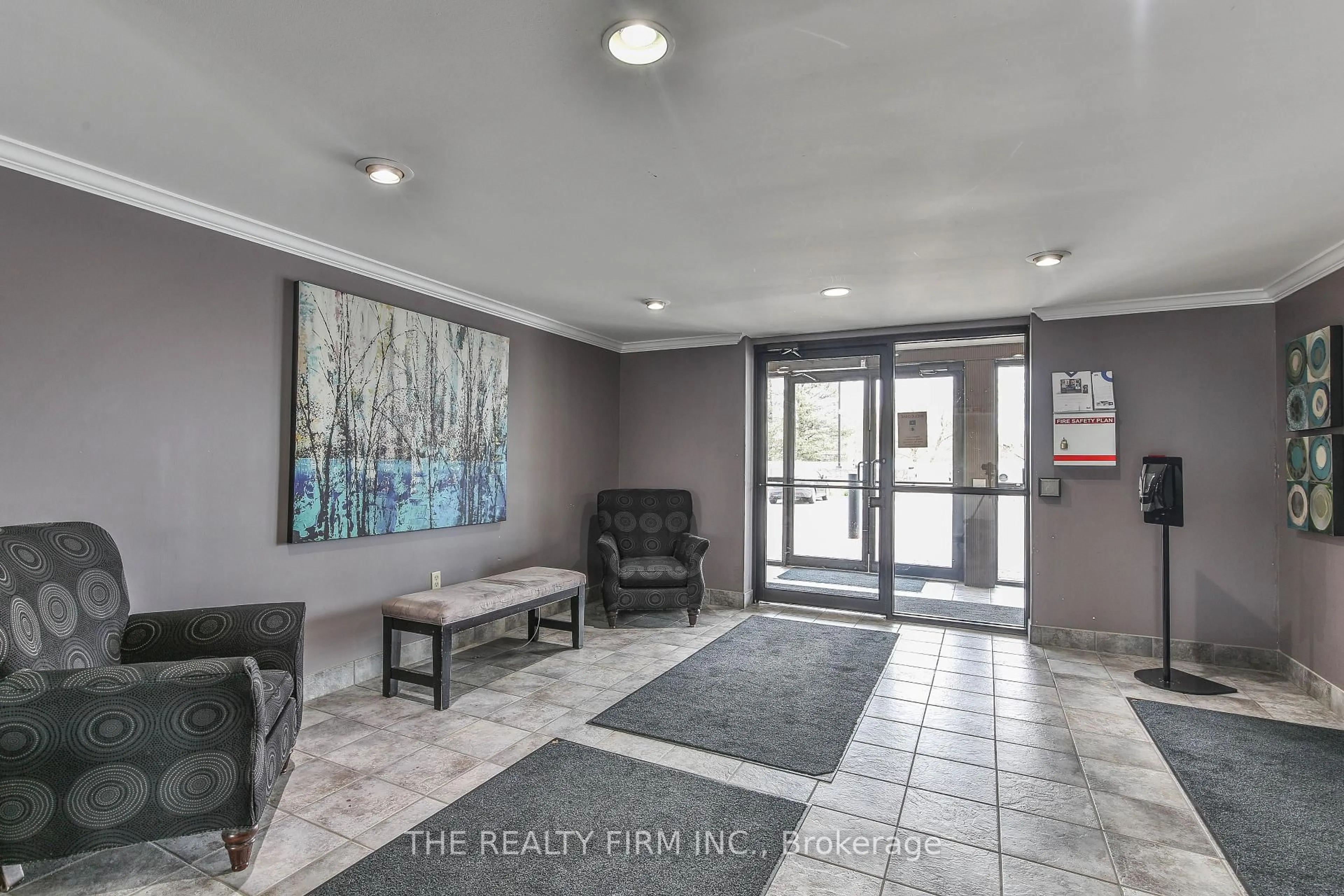 Unknown for 600 Grenfell Dr #401, London North Ontario N5X 2R8