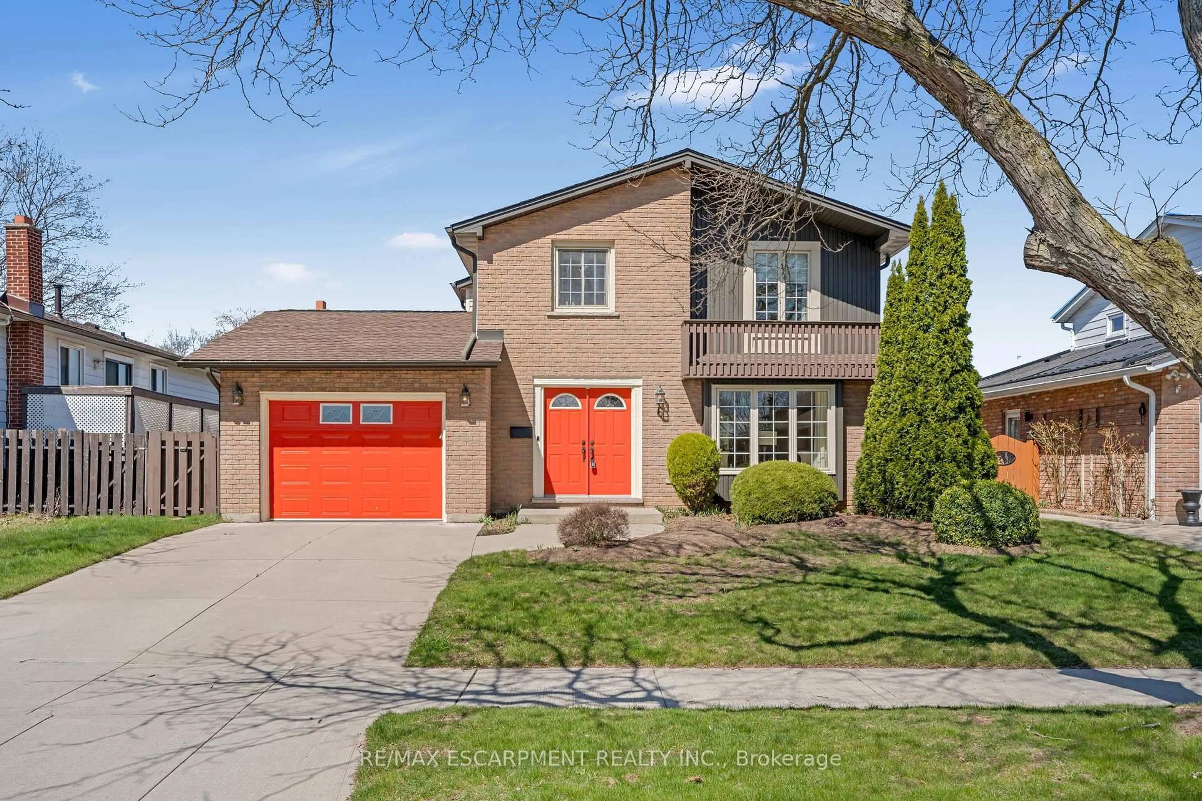 Home with brick exterior material, street for 6 Memorial Ave, Hamilton Ontario L8G 4C4