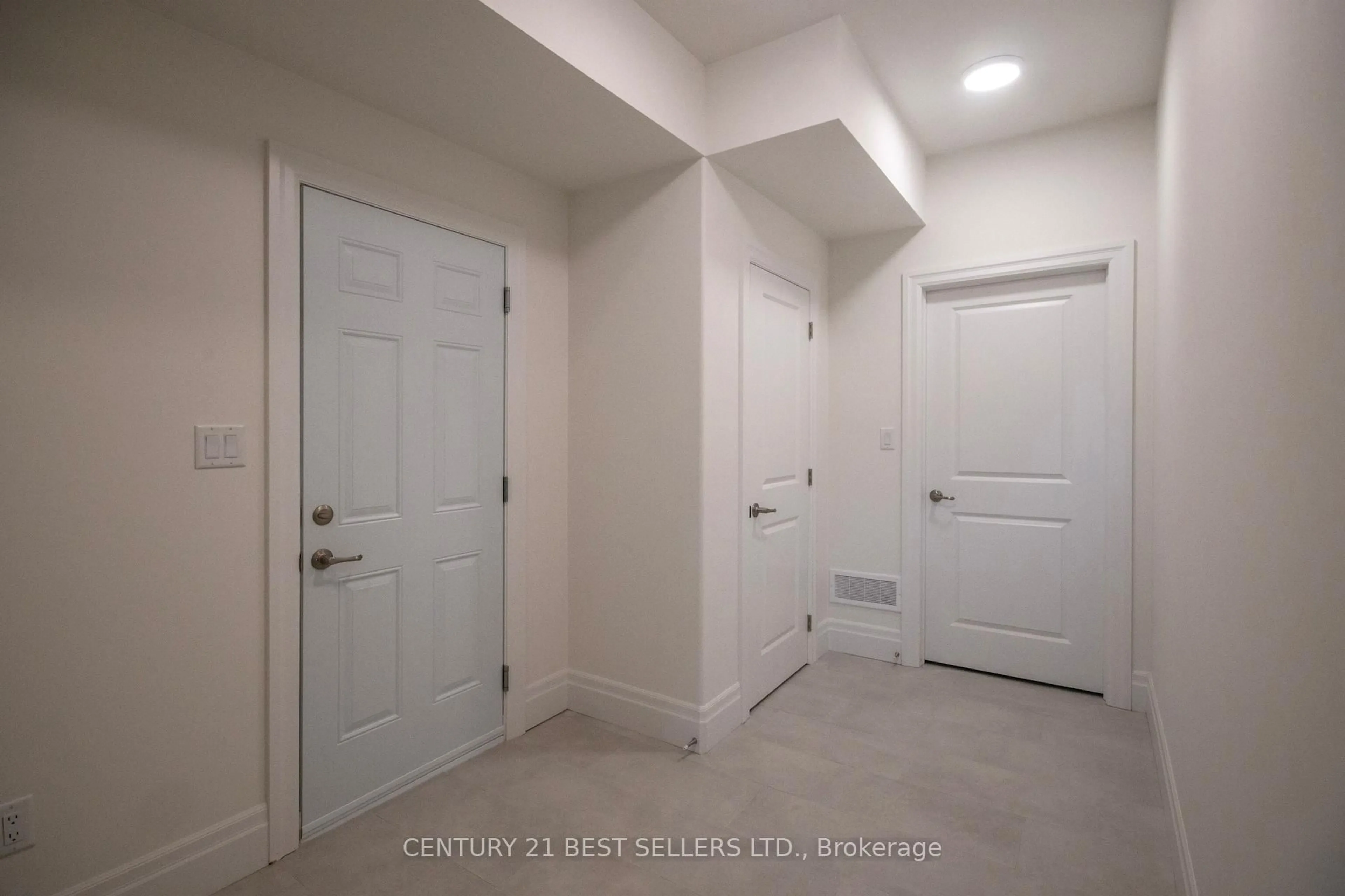 Indoor entryway for 79 Buchanan Ave, Prince Edward County Ontario K0K 2T0