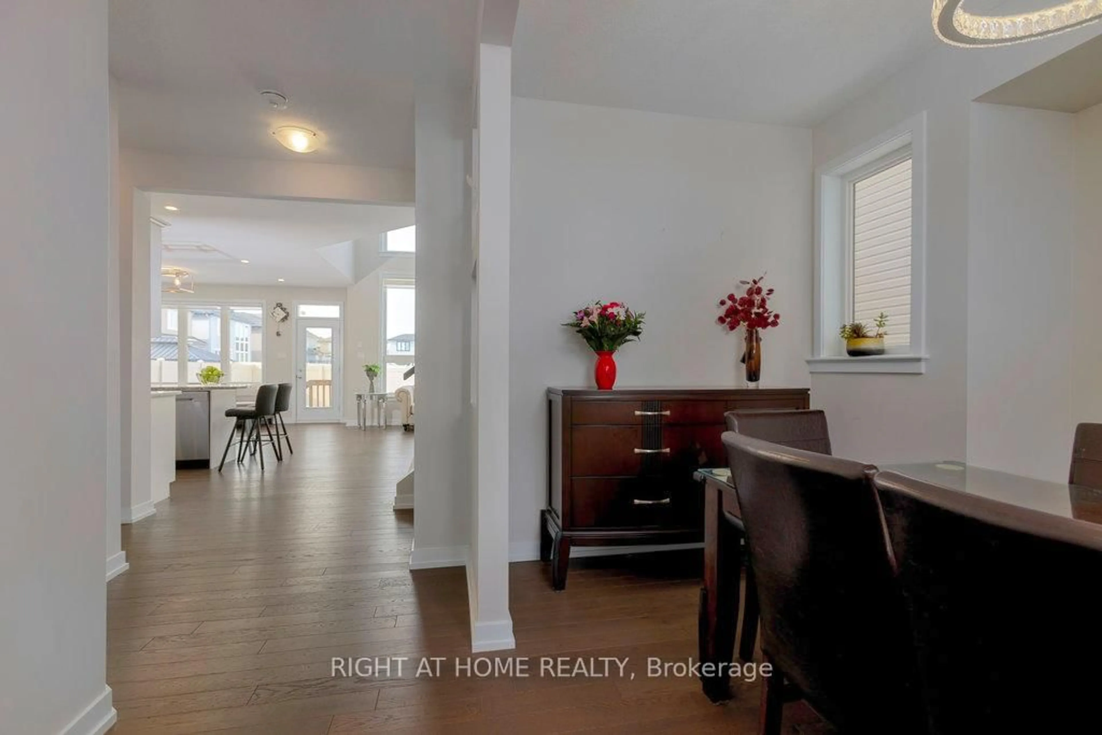 Unknown for 636 Rouncey Rd, Ottawa Ontario K2V 0P2