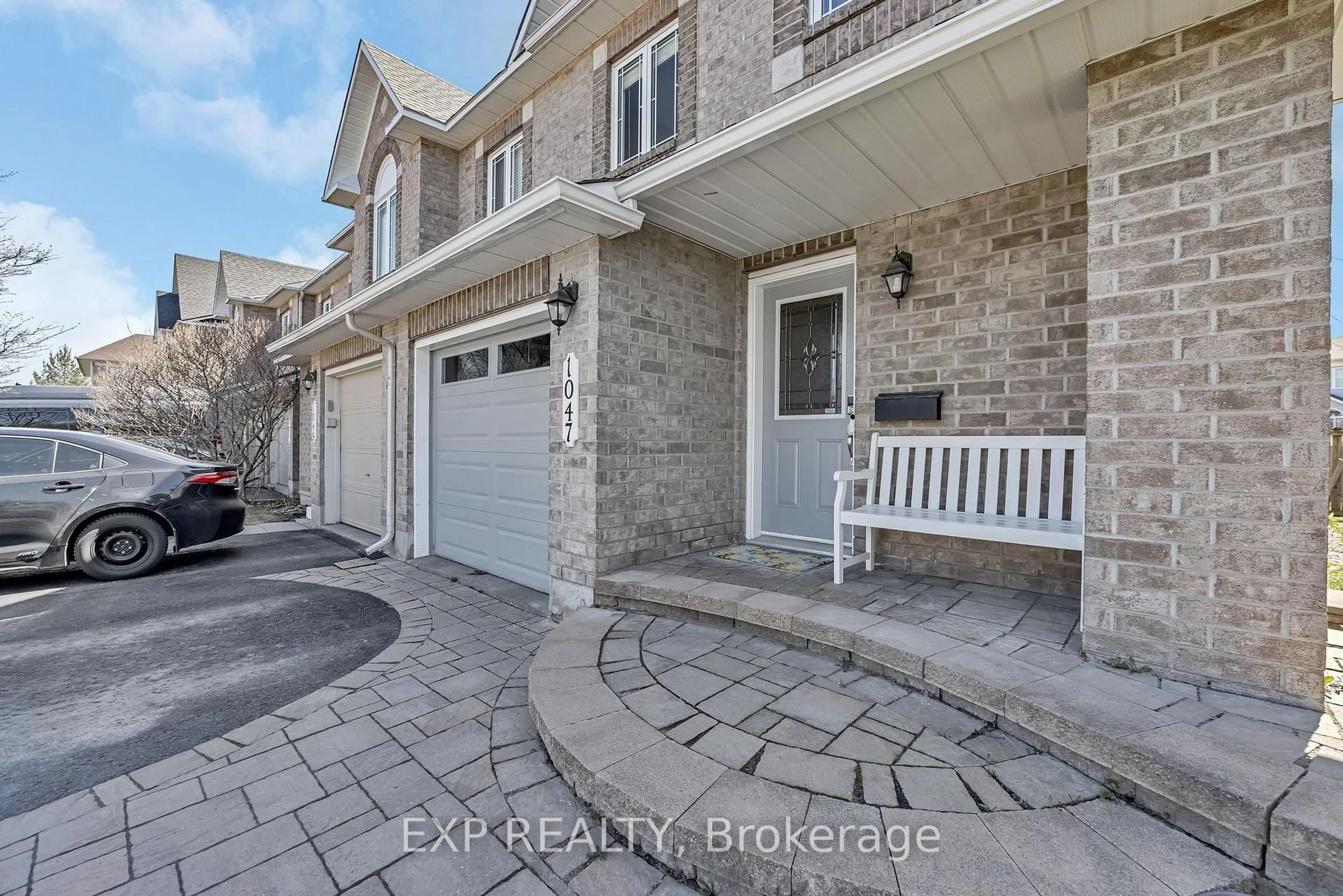 Unknown for 1047 Capreol St, Ottawa Ontario K4A 4Z9