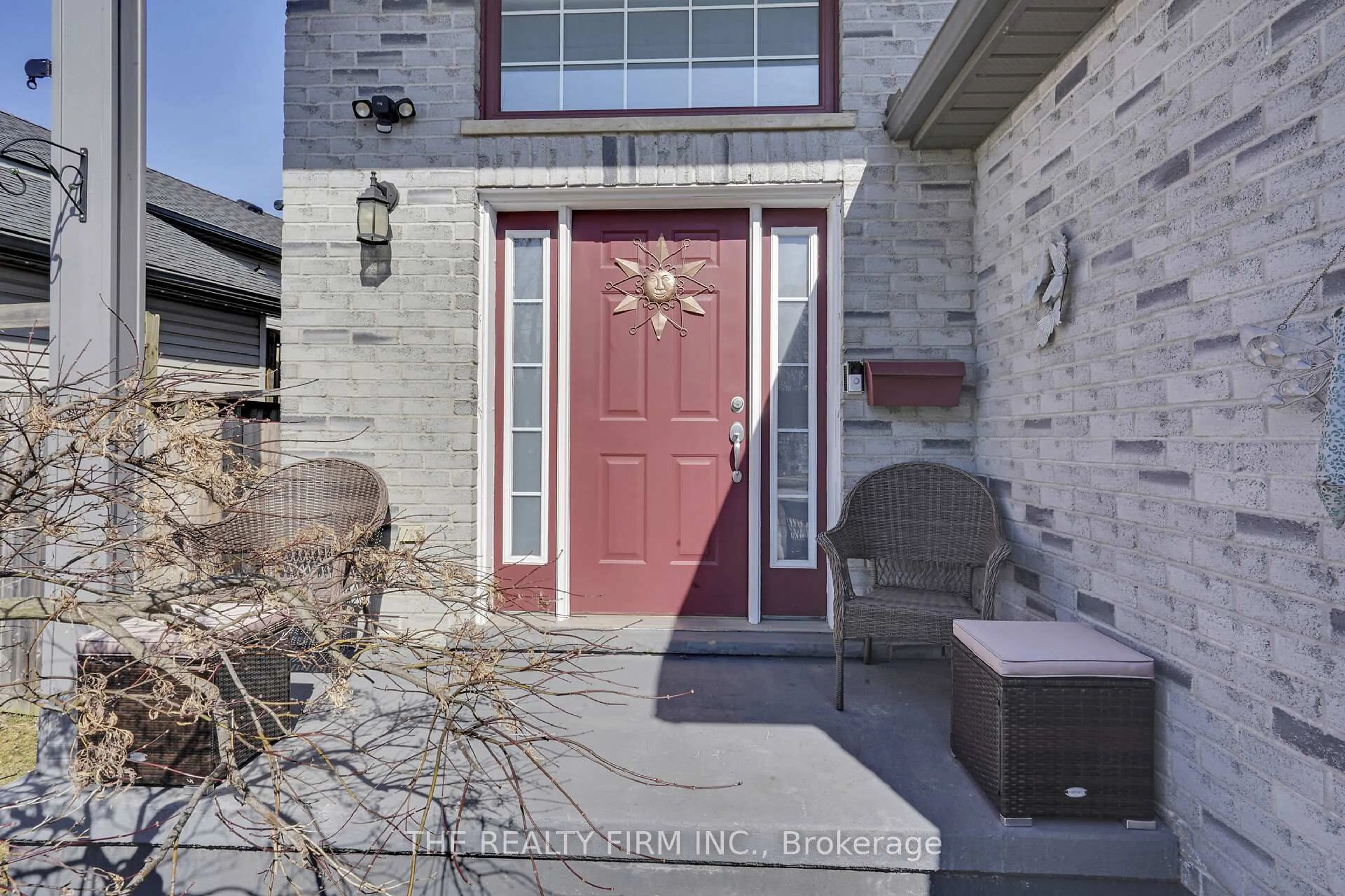 Unknown for 1864 Marconi Blvd, London East Ontario N5V 4Y3