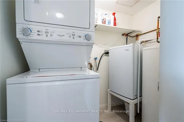 Additional property image - 40 Harrisford St Unit 402