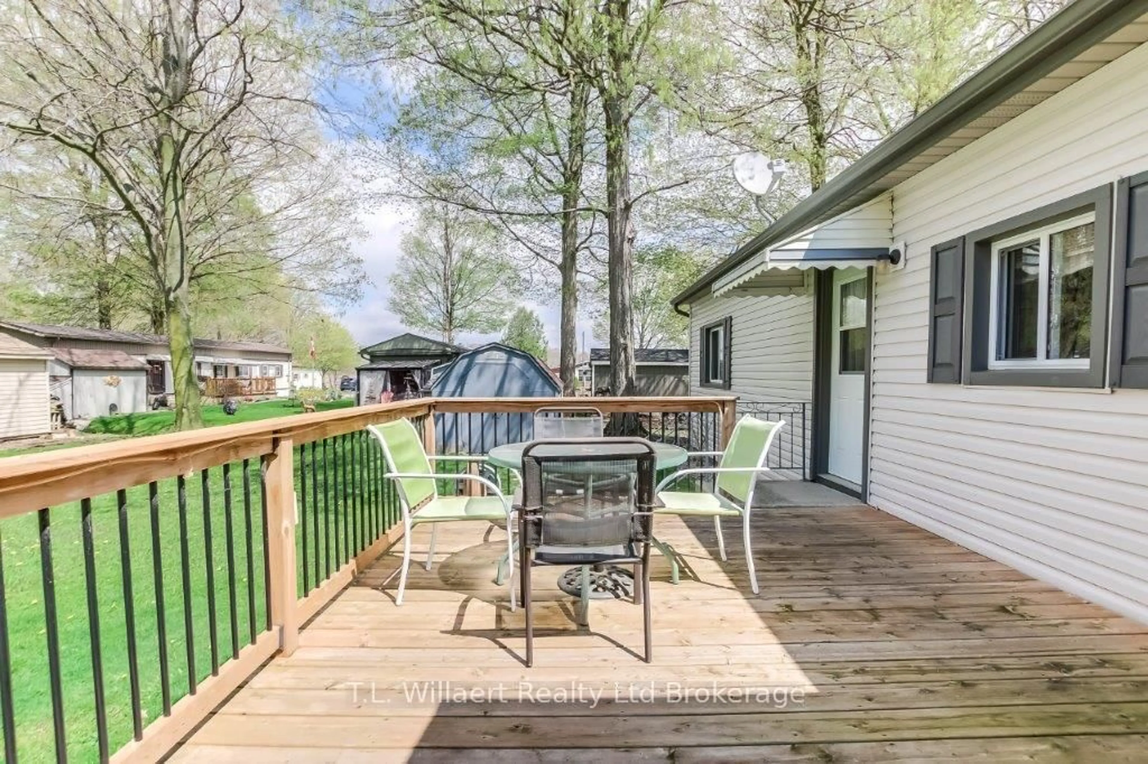Patio, water/lake/river/ocean view for 10085 Culloden Rd #211, Bayham Ontario N0J 1H0