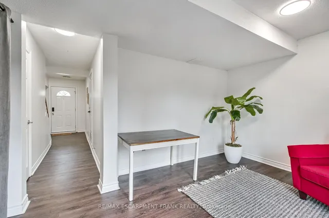 Additional property image - 985 Limeridge Rd Unit 33