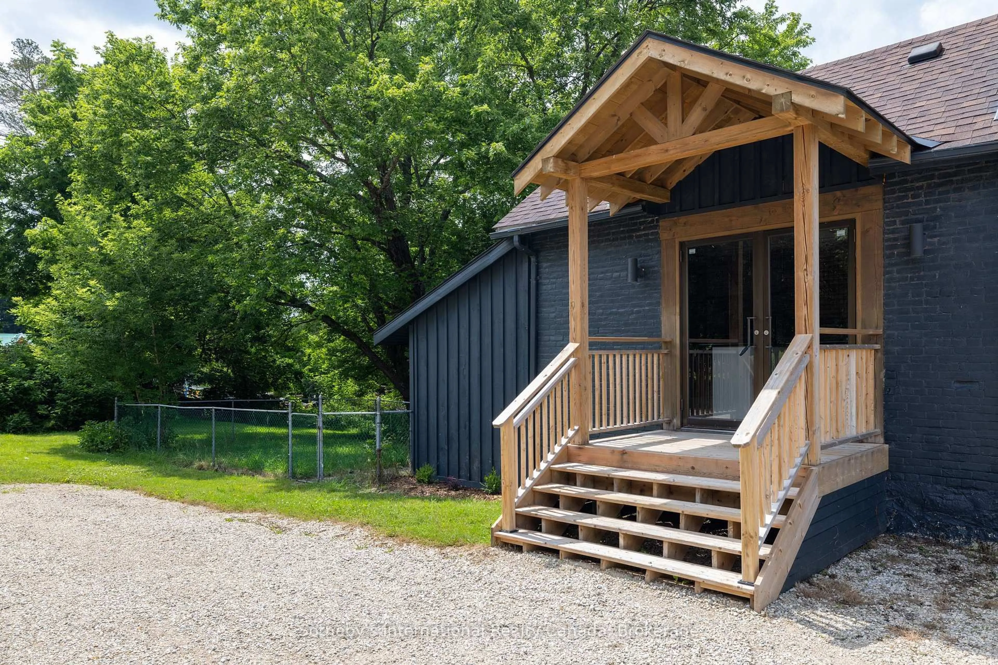 Patio, unknown for 40 TORONTO St, Grey Highlands Ontario N0C 1H0